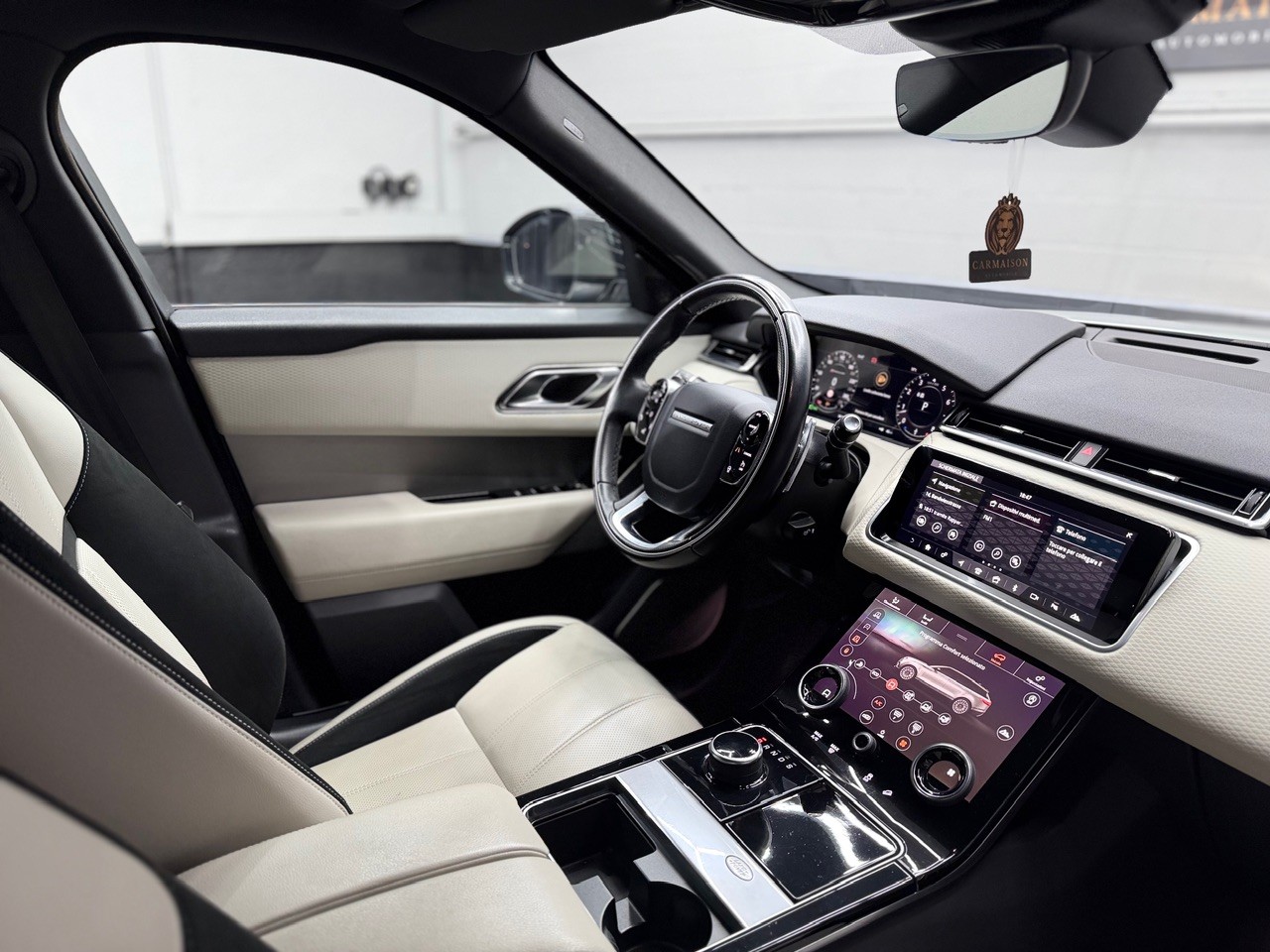 LAND ROVER Range Rover Velar R-Dynamic P 380 SE | CH-Auto | Meridian | Luftfahrwerk | 360° Kamera | ACC-image-21
