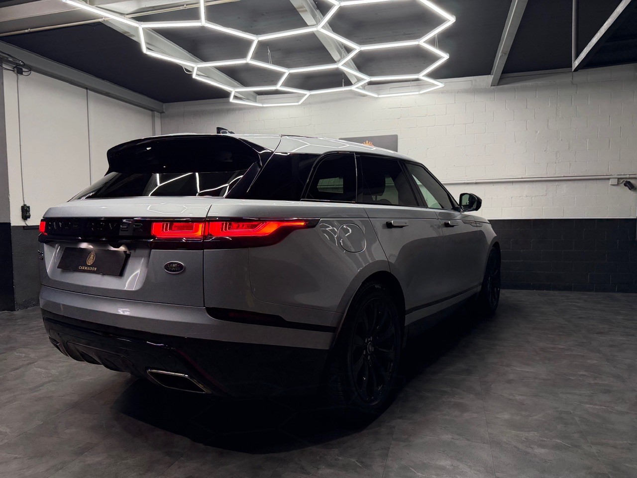 LAND ROVER Range Rover Velar R-Dynamic P 380 SE | CH-Auto | Meridian | Luftfahrwerk | 360° Kamera | ACC-image-7