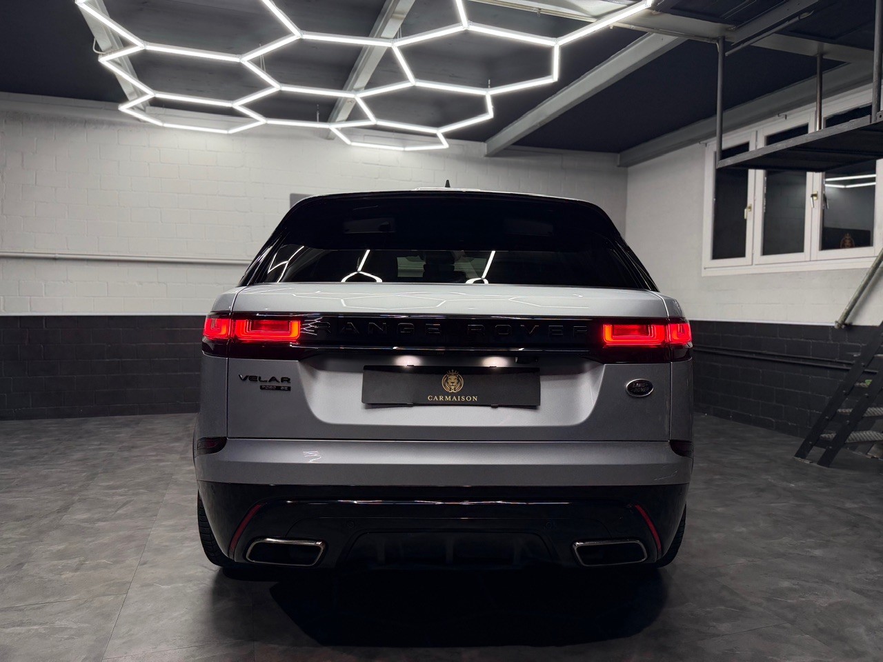 LAND ROVER Range Rover Velar R-Dynamic P 380 SE | CH-Auto | Meridian | Luftfahrwerk | 360° Kamera | ACC-image-6