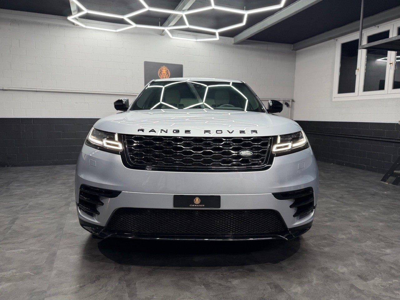 LAND ROVER Range Rover Velar R-Dynamic P 380 SE | CH-Auto | Meridian | Luftfahrwerk | 360° Kamera | ACC-showroom-element-1