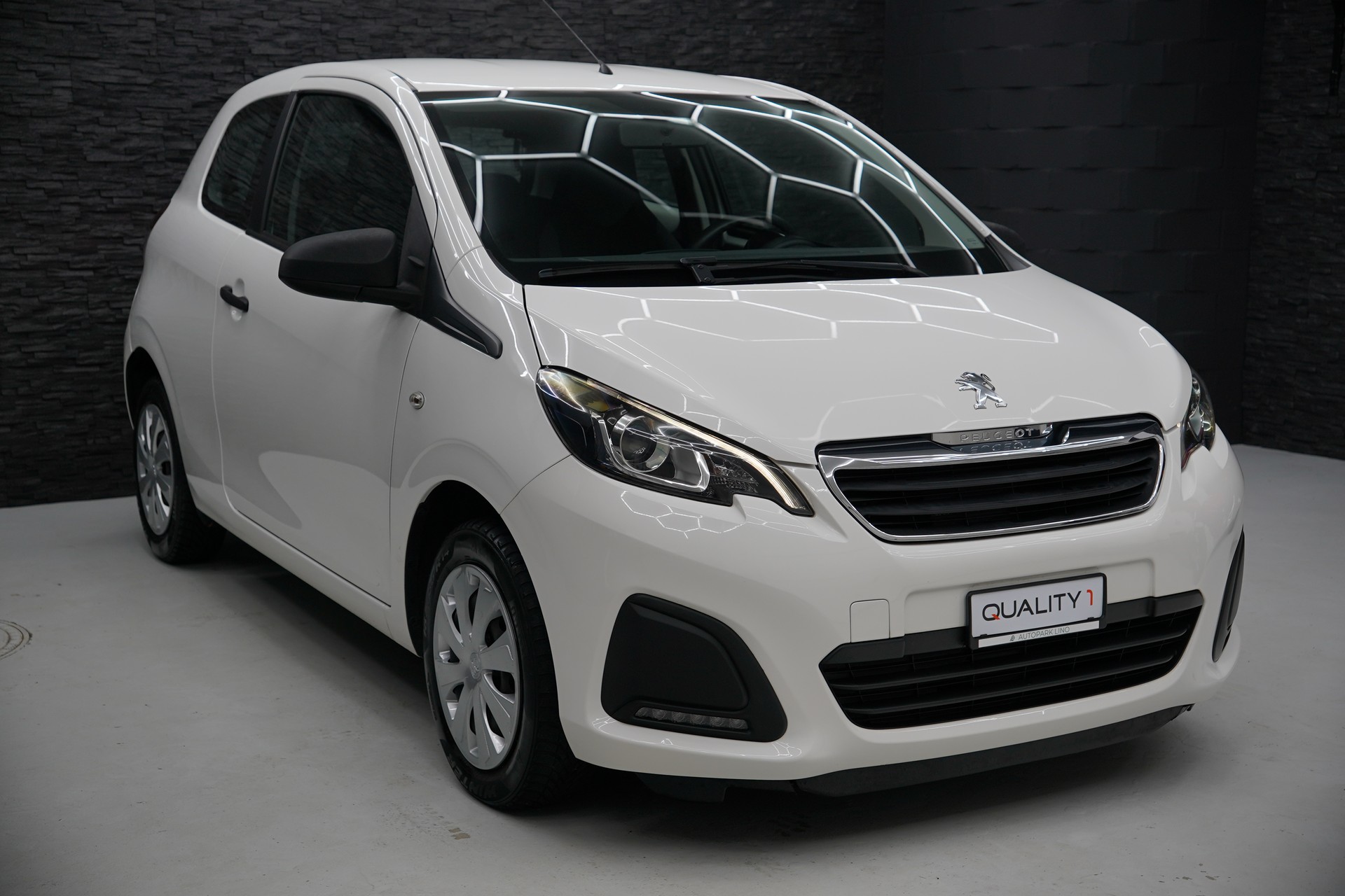 PEUGEOT 108 e-1.0 VTi Stop&Start Active Top