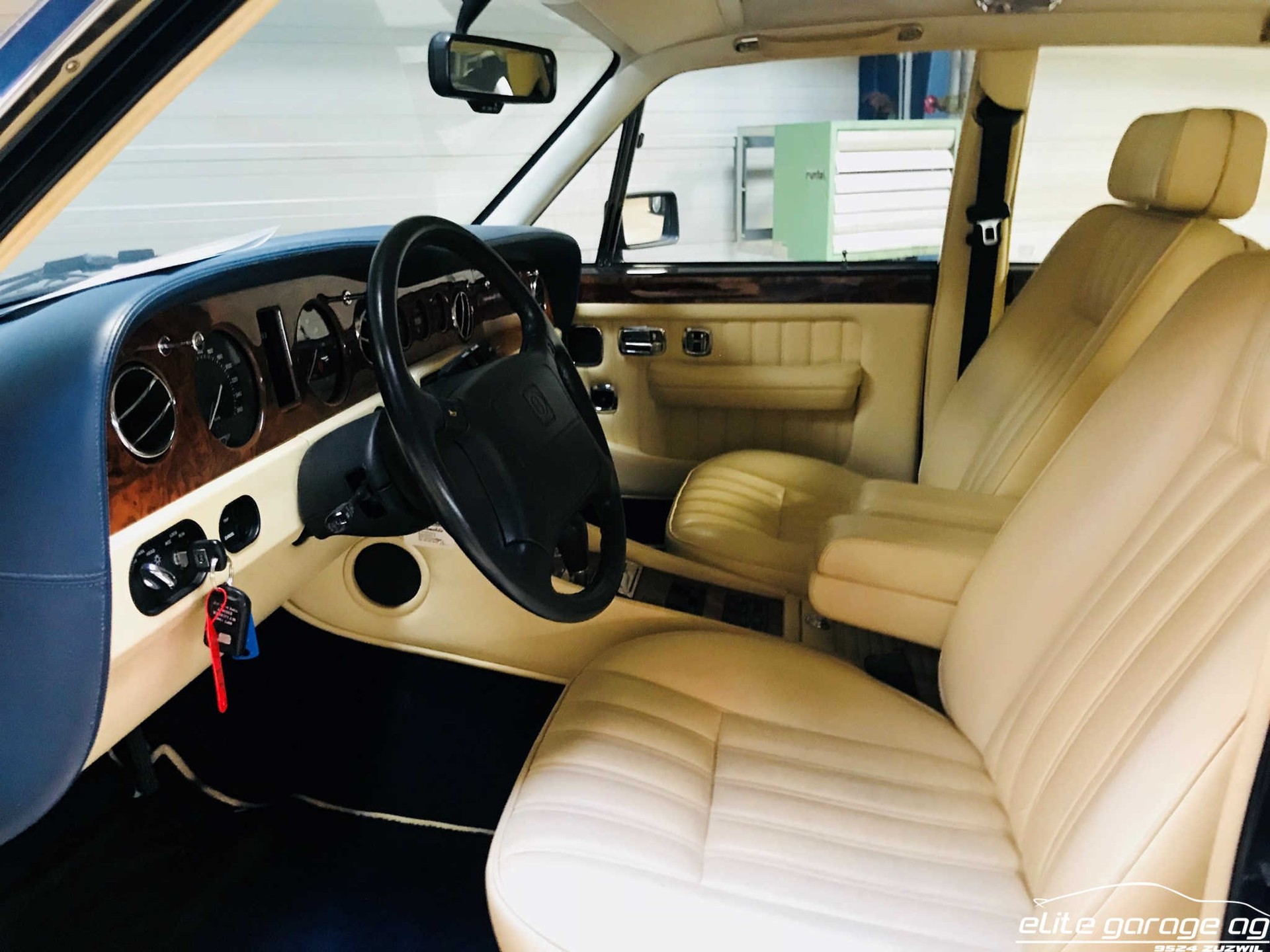 BENTLEY Brooklands-image-6