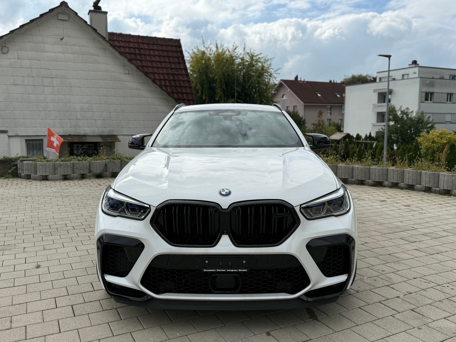 BMW X6M Steptronic M Competition-showroom-element-2