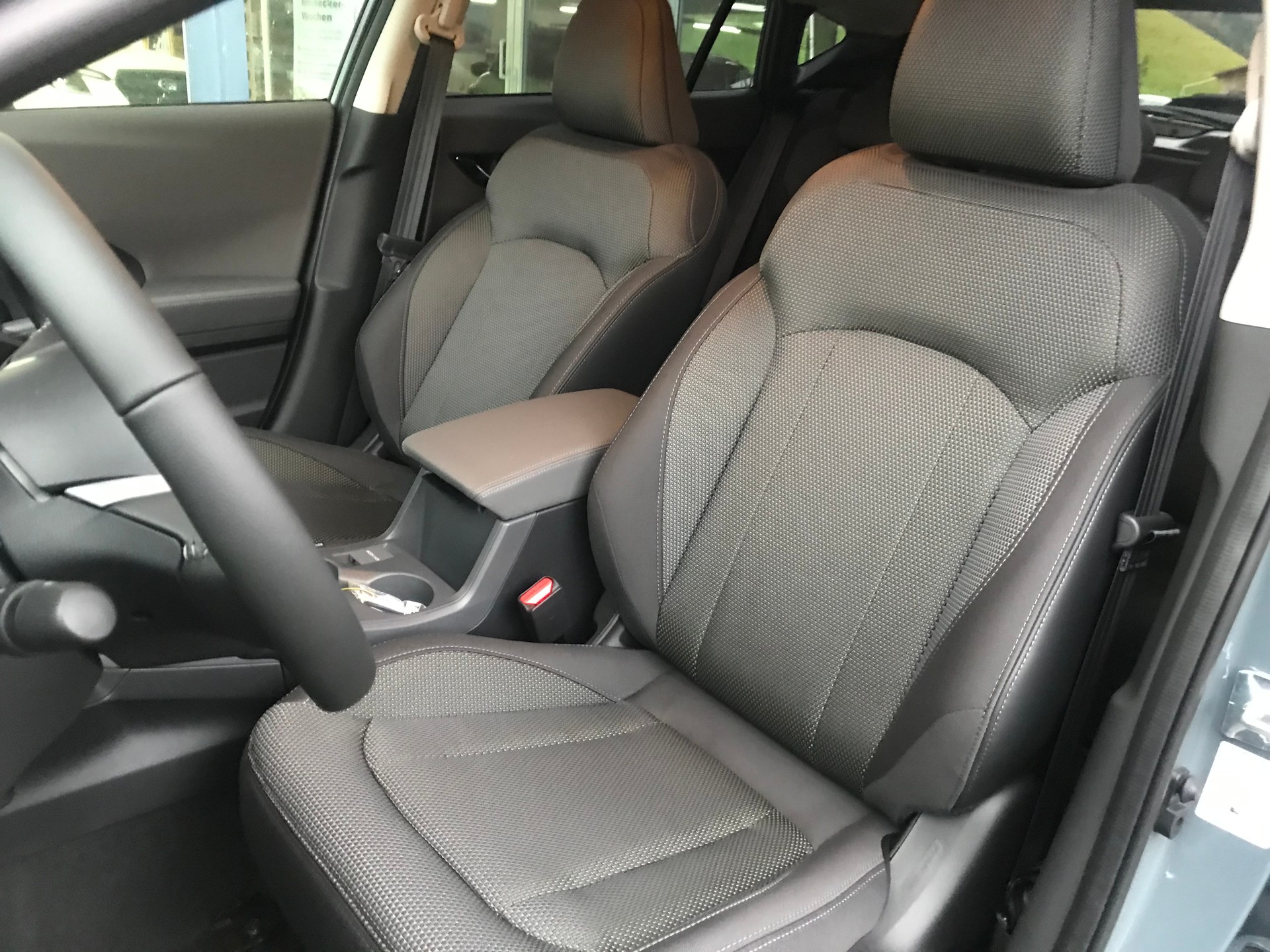 SUBARU Crosstrek 2.0 e-Boxer Swiss Plus AWD Lineartronic-image-6
