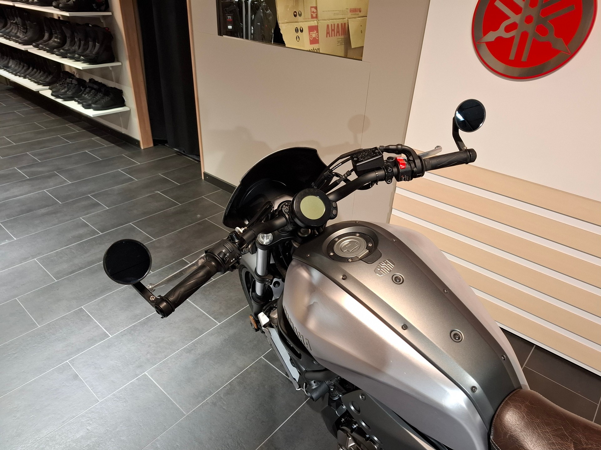 YAMAHA XSR 700-image-4