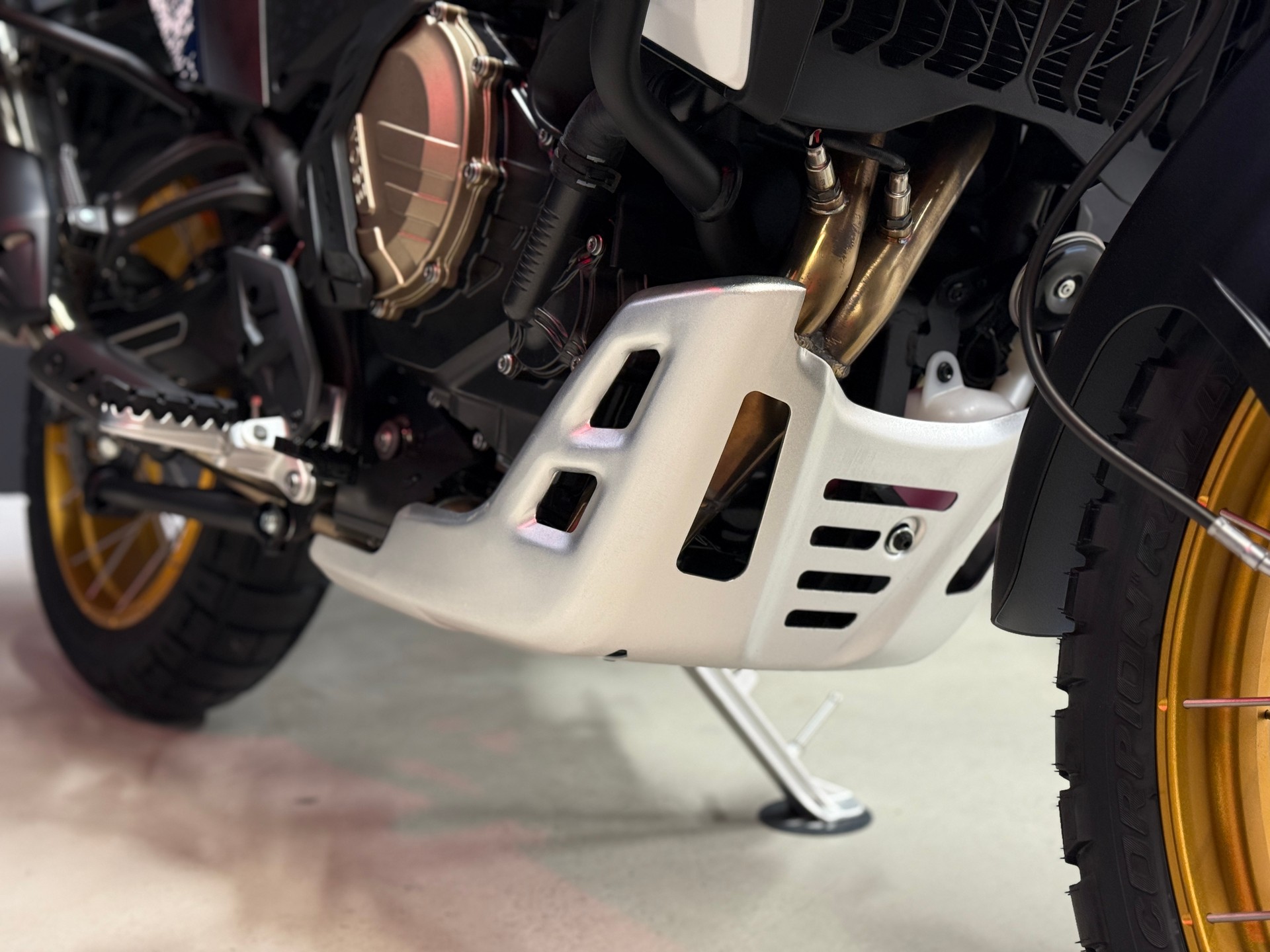 VOGE DS 800 Rally-image-14