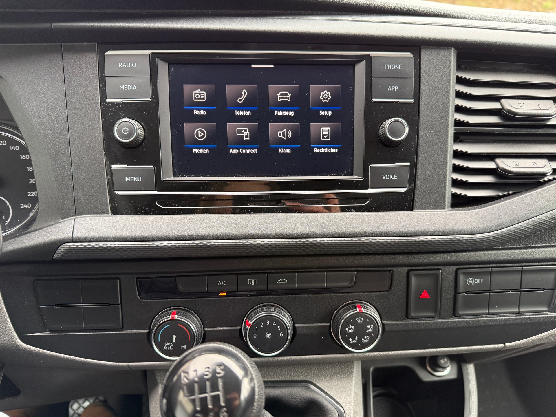 VW T6.1 2.0 TDI lange Ausführung-image-14