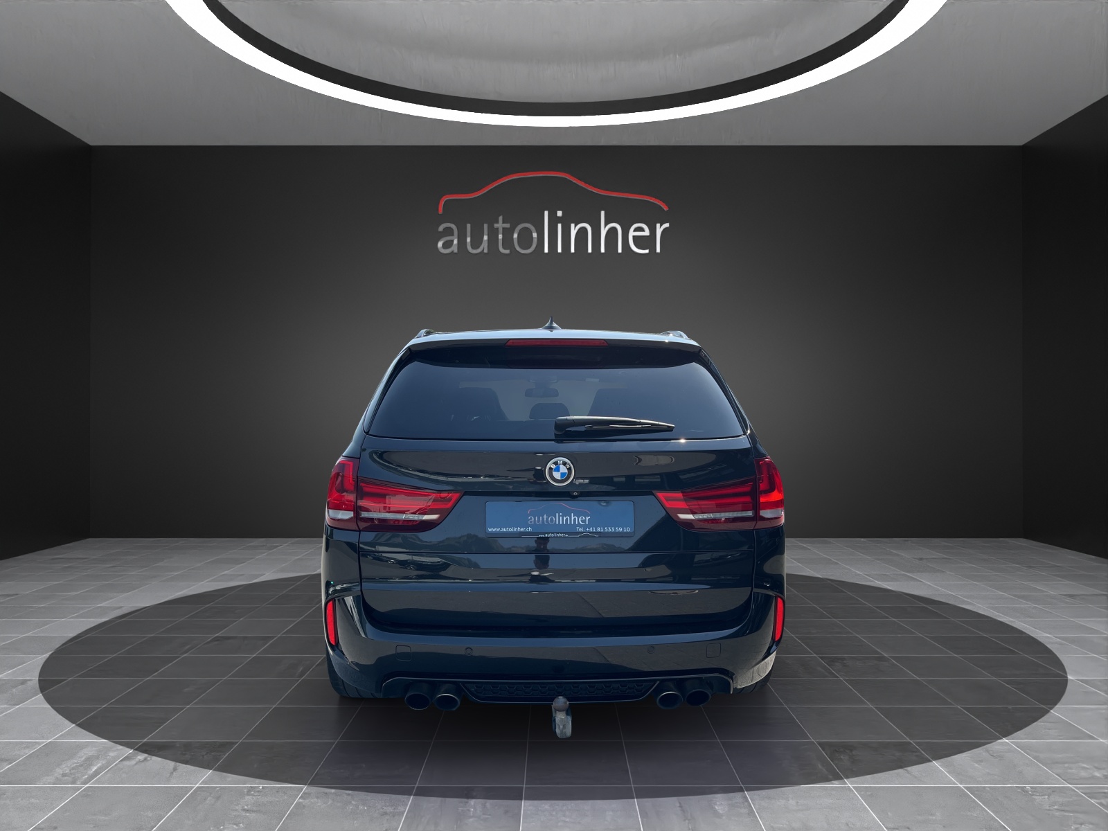 BMW X5M Steptronic-showroom-element-3