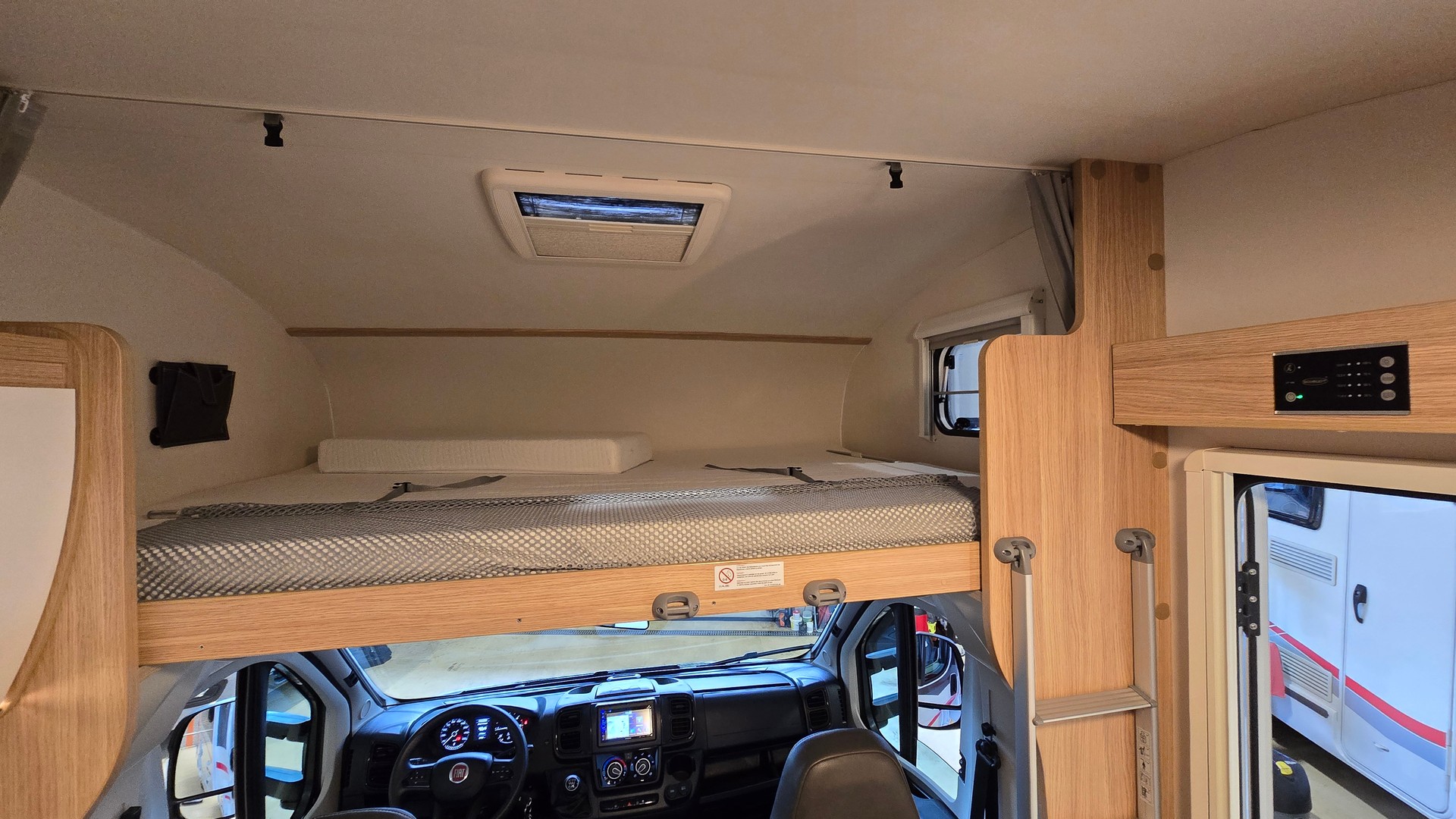 SUNLIGHT A 68/ 6Plätzer- "Hymer-Gruppe", Fiat Ducato 2.2MJT 140PS-image-12