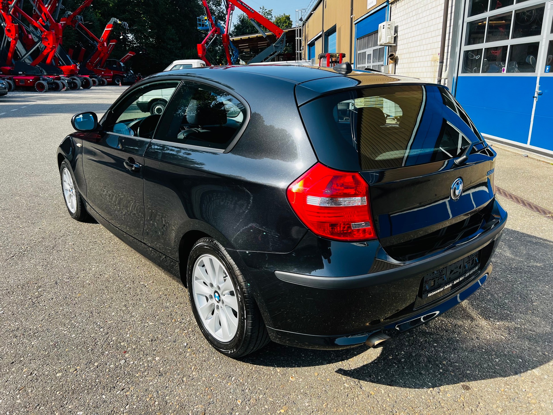 BMW 118d-image-5