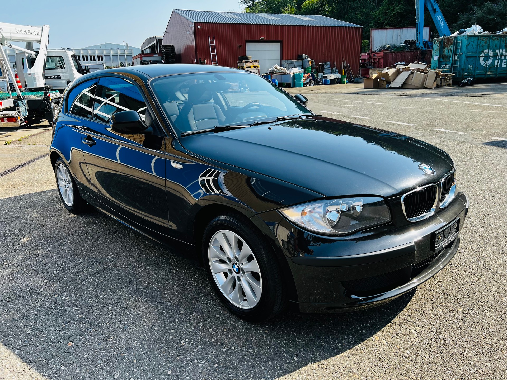 BMW 118d-image-2