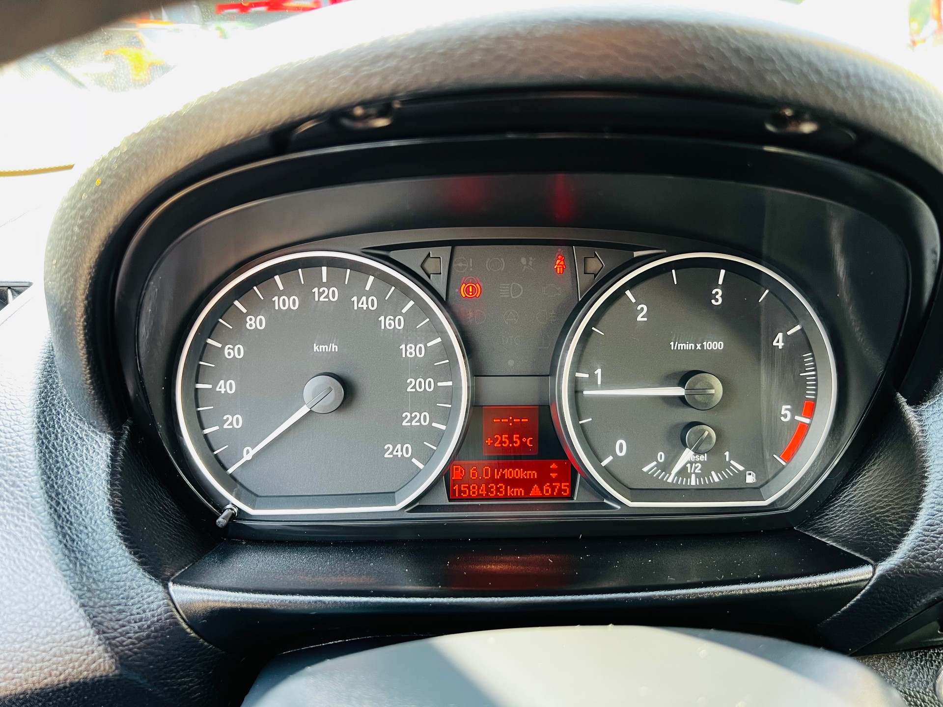 BMW 118d-image-7