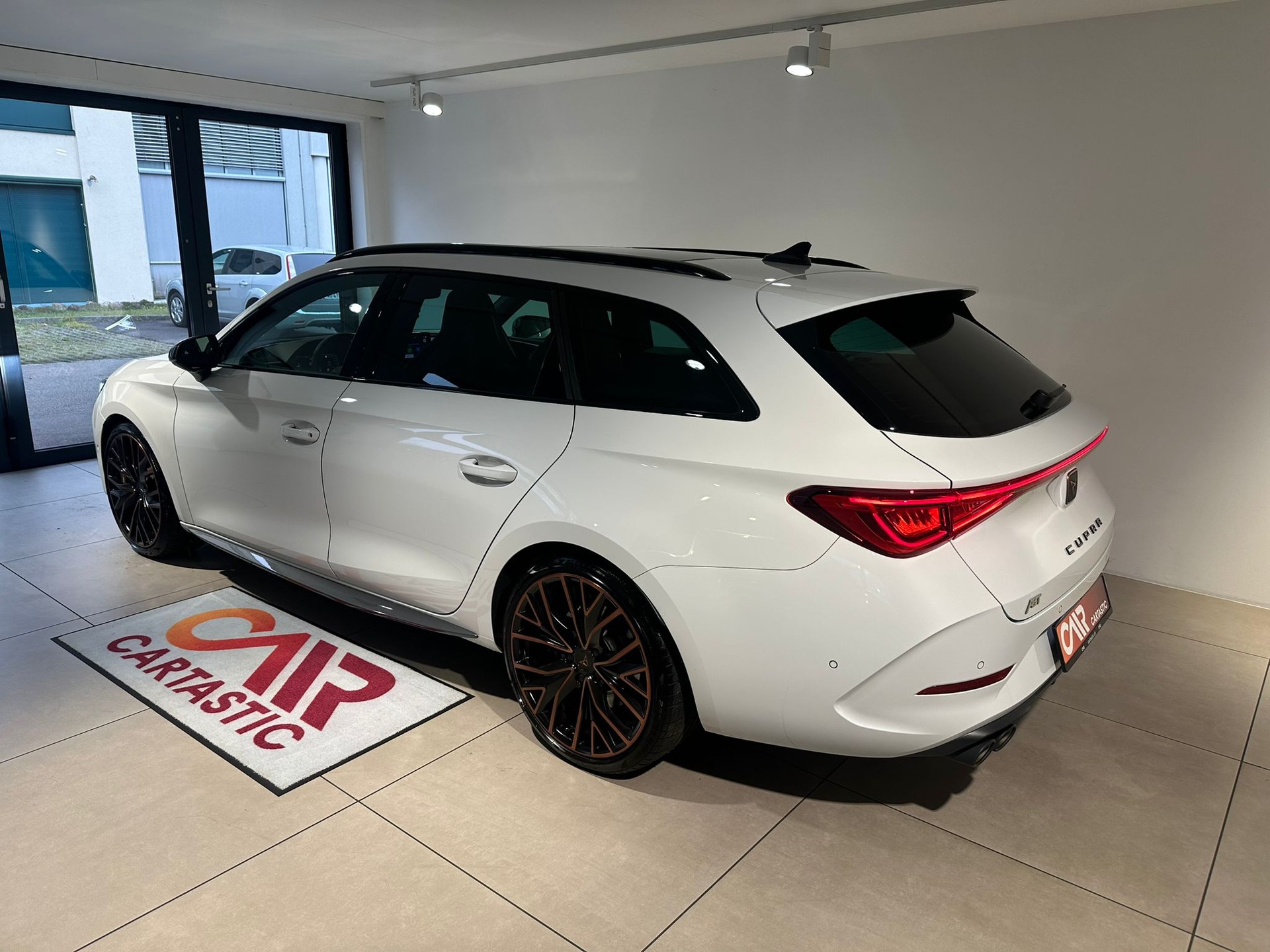 CUPRA LEON ST 2.0 VZ CUP ABT 370PS-showroom-element-2
