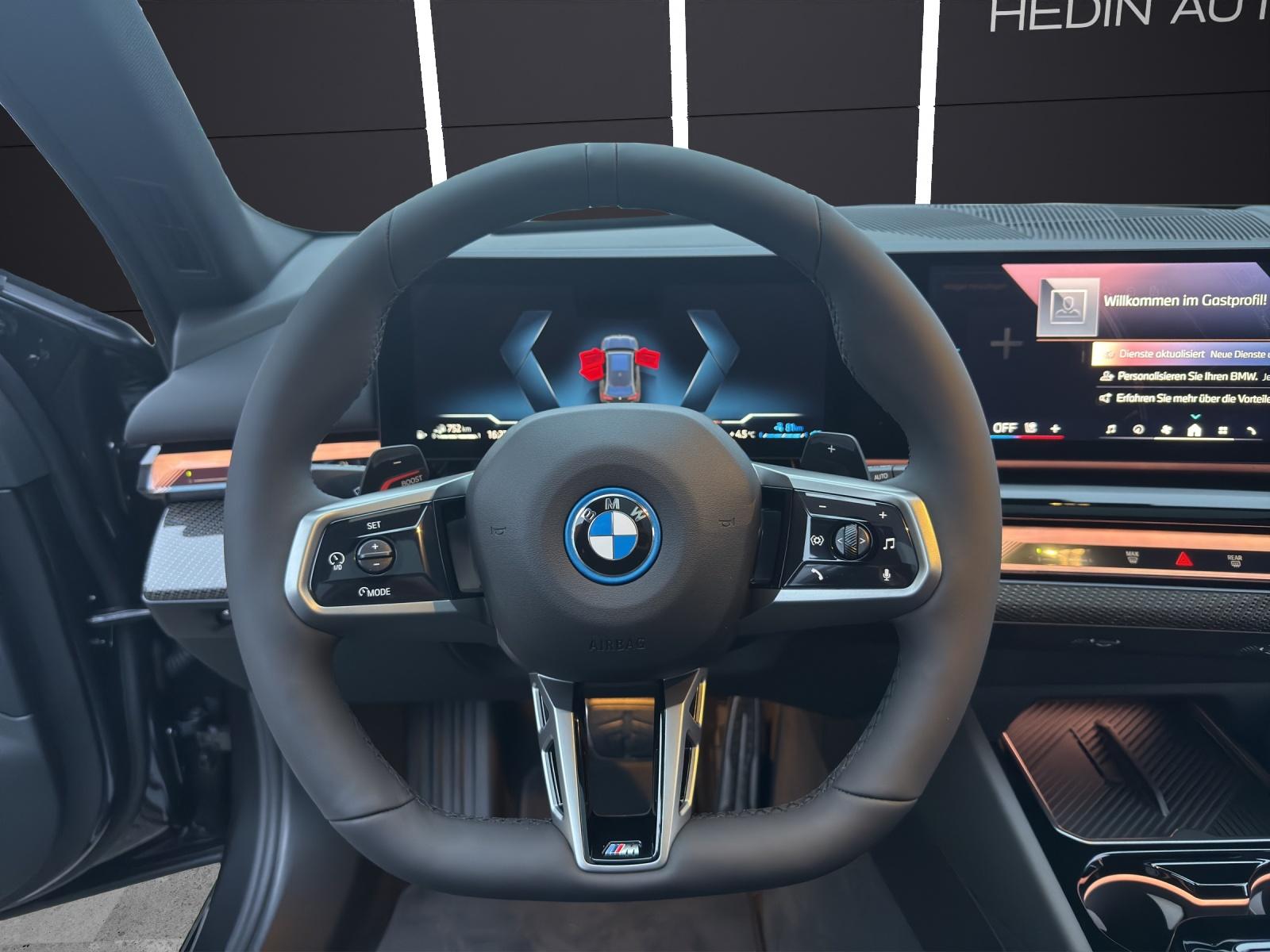 BMW 550e xDrive Touring-image-13