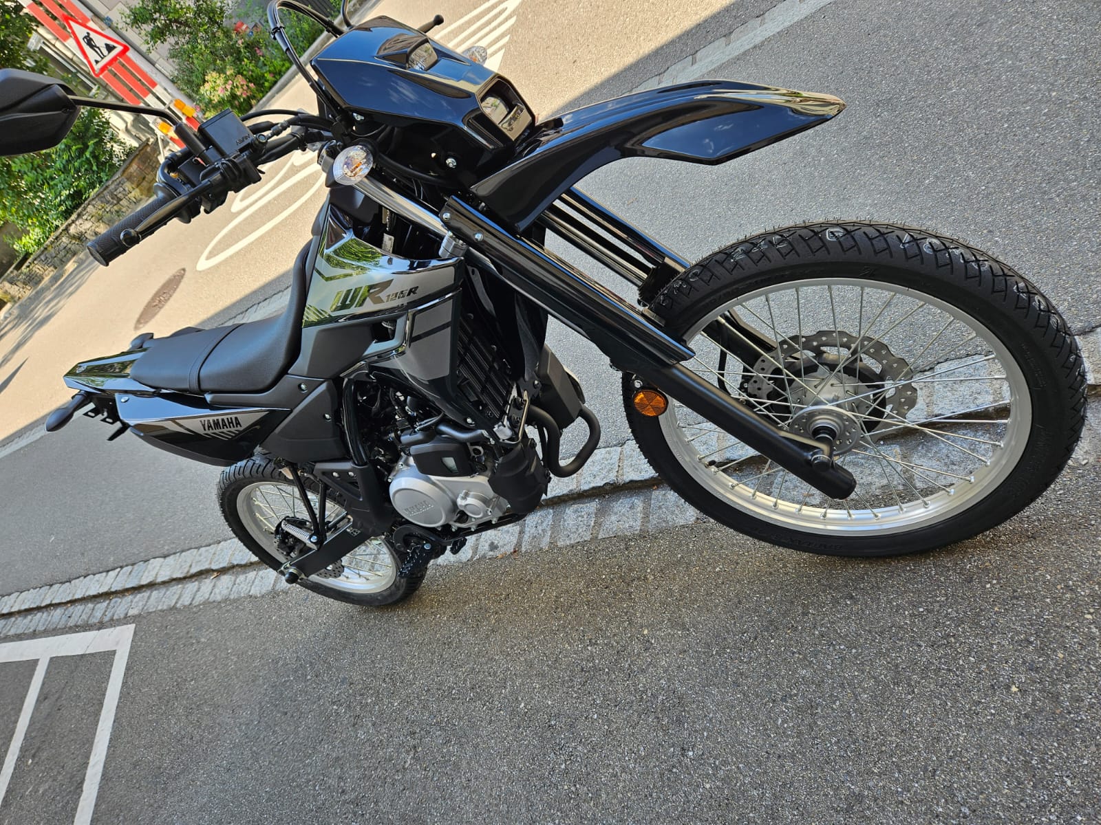 YAMAHA WR 125 R SuperMotard-image-3