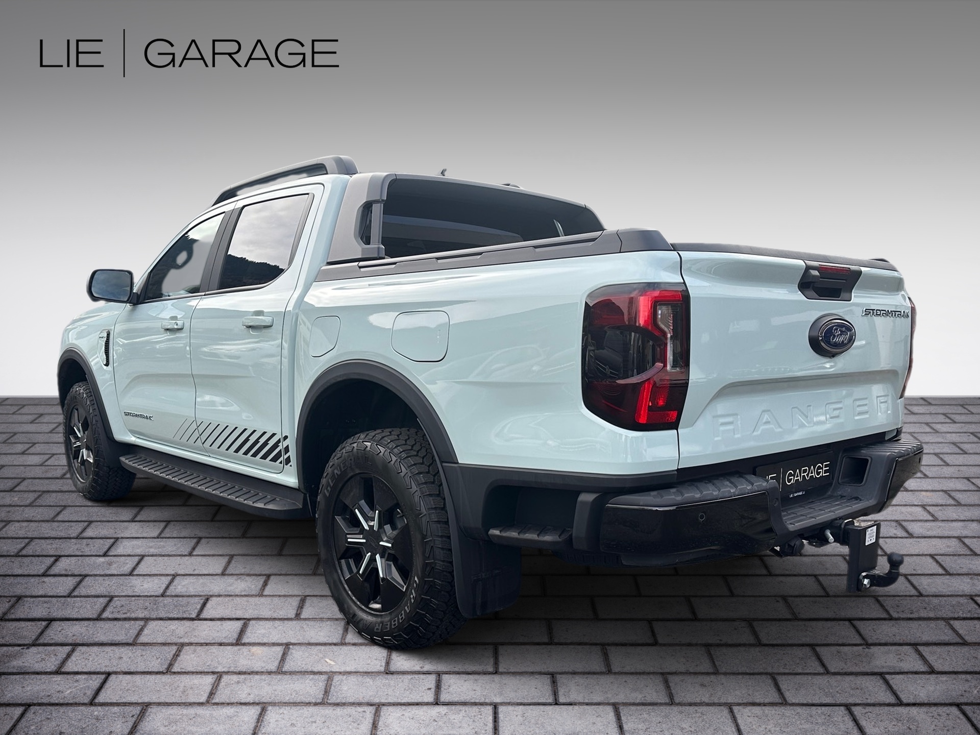 FORD Ranger Stormtrak 2.3 Eco Boost e-4WD Automat-showroom-element-3