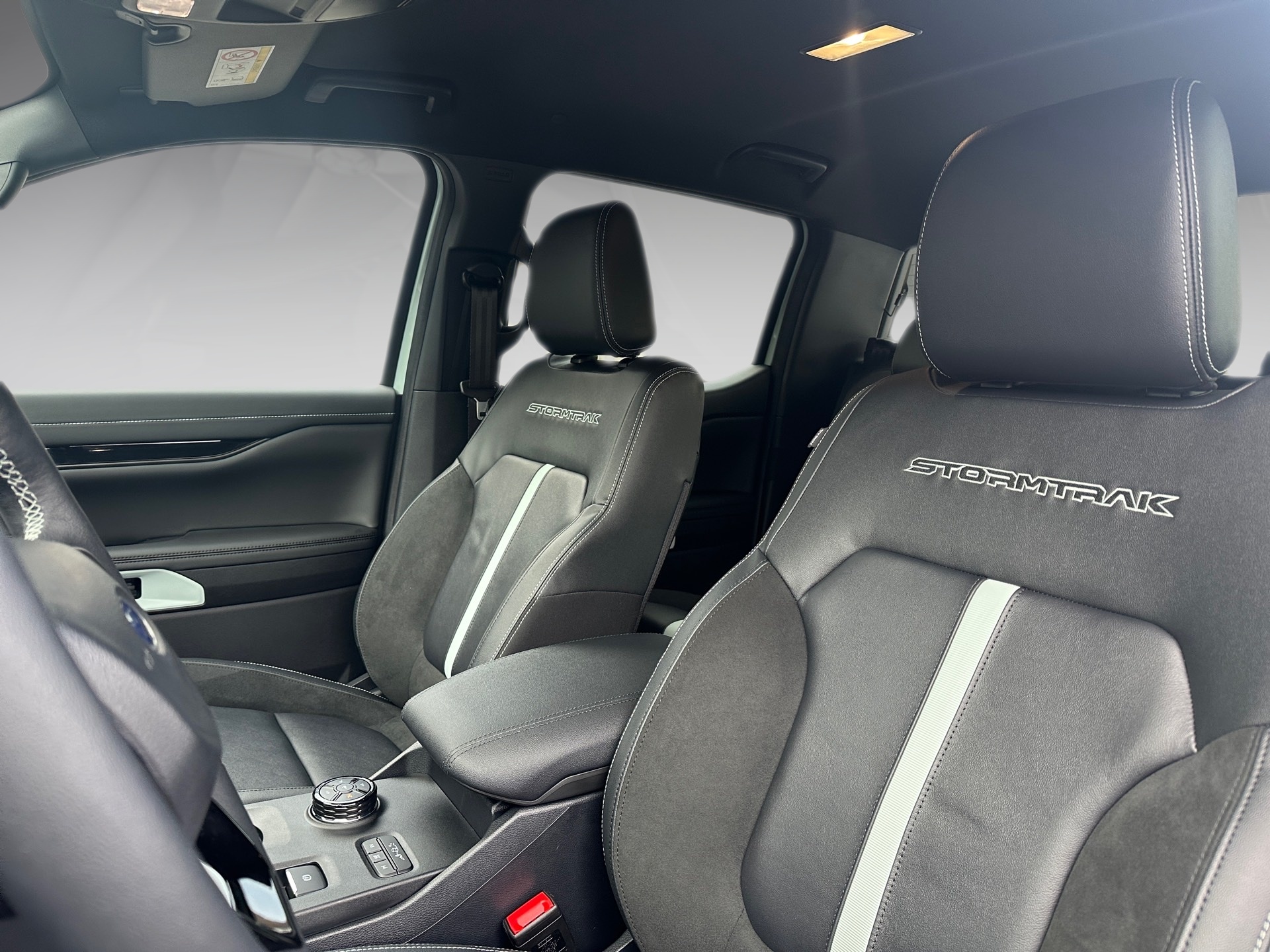 FORD Ranger Stormtrak 2.3 Eco Boost e-4WD Automat-image-13