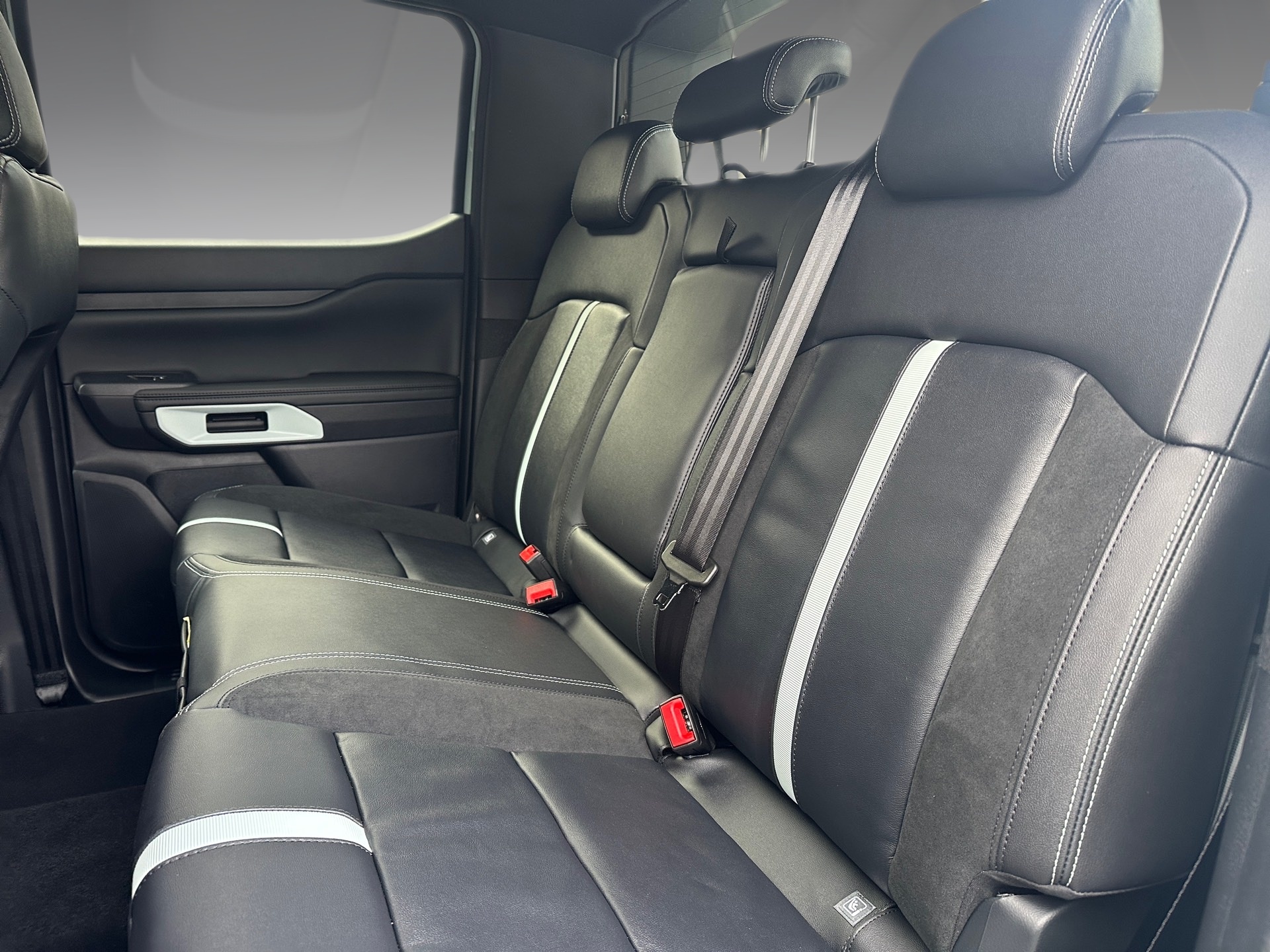 FORD Ranger Stormtrak 2.3 Eco Boost e-4WD Automat-image-20