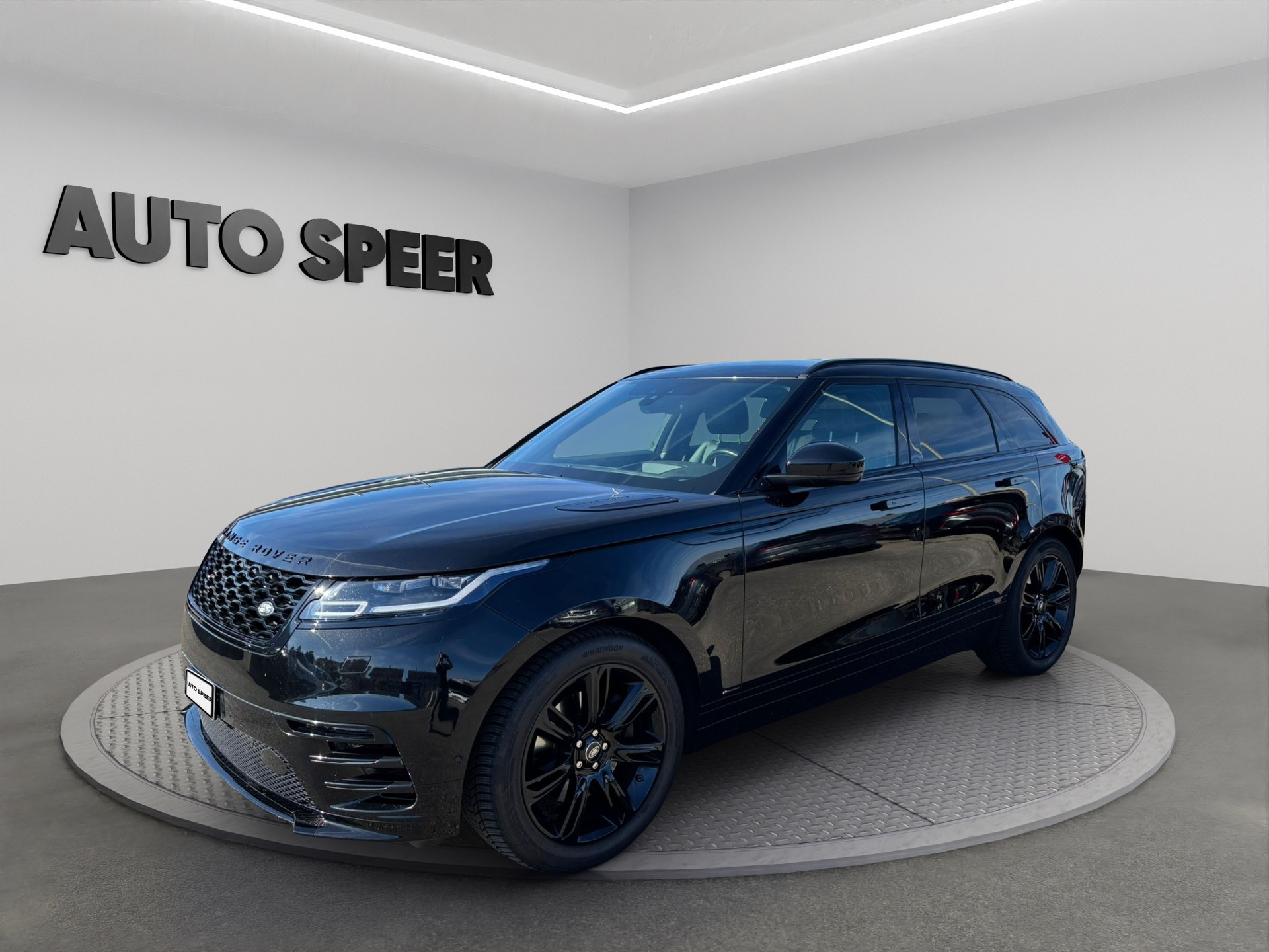LAND ROVER Range Rover Velar 2.0 T 300 R-Dynamic SE-showroom-element-3