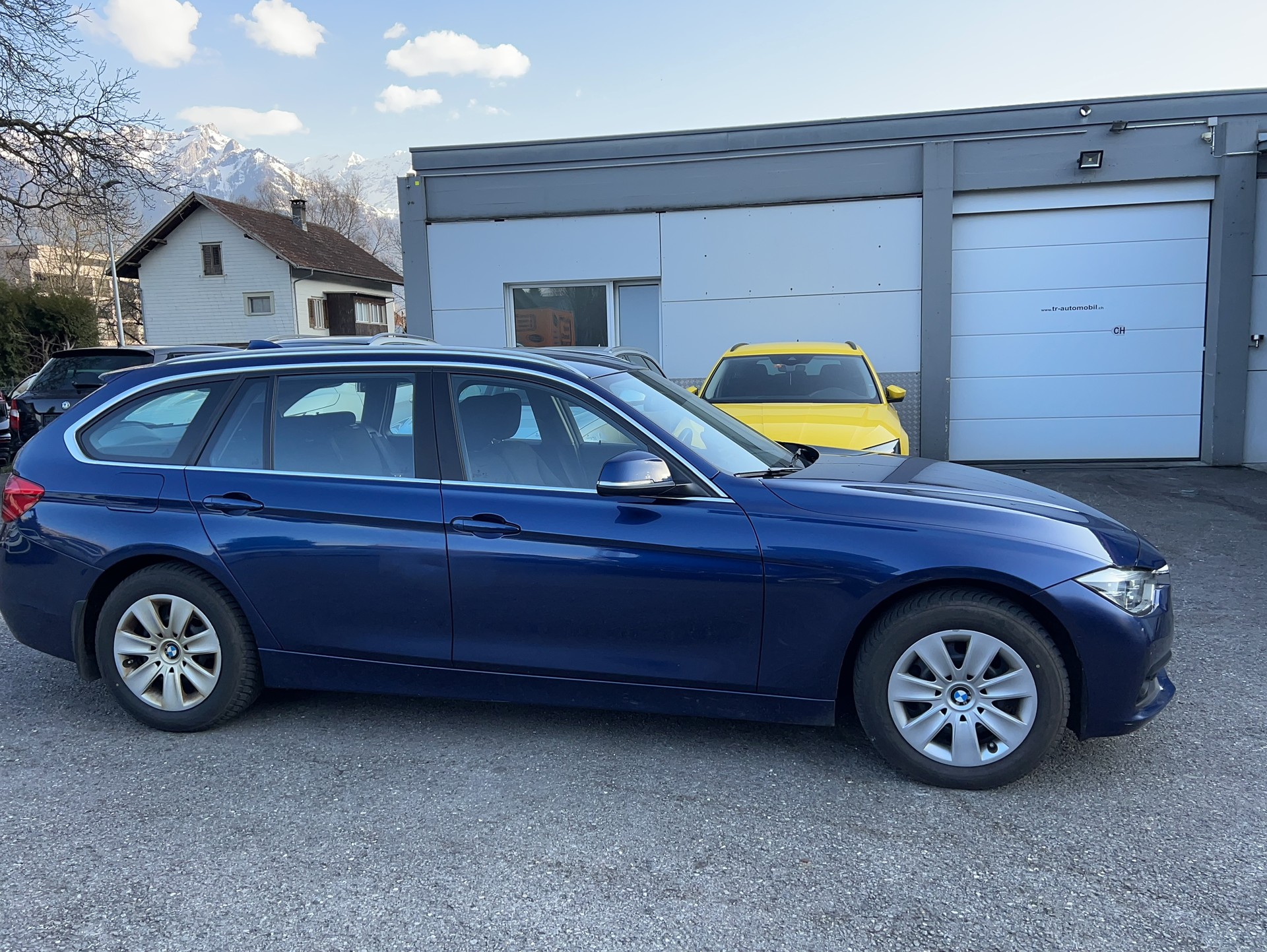BMW 320d xDrive Touring Steptronic-image-7