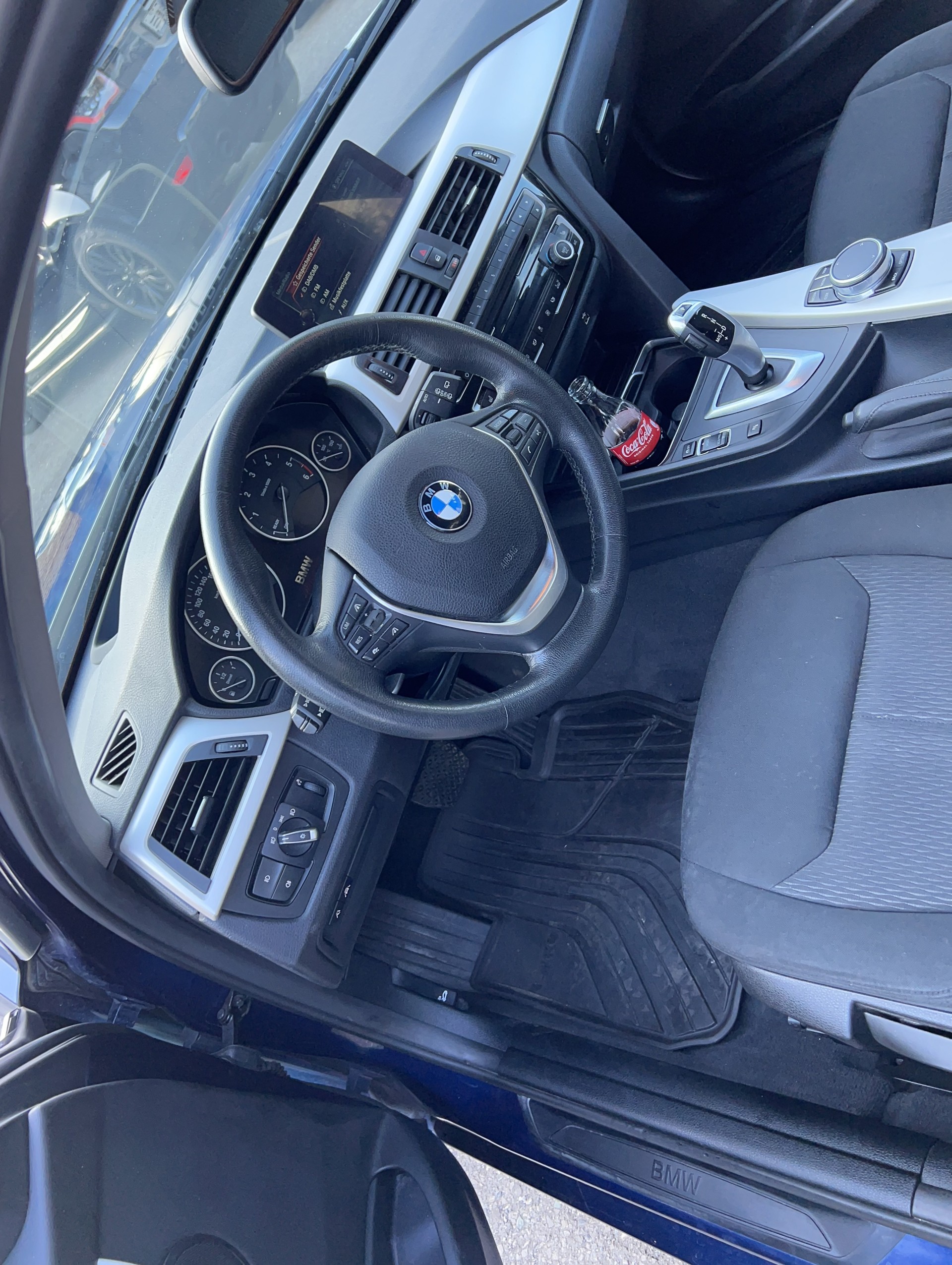 BMW 320d xDrive Touring Steptronic-image-13