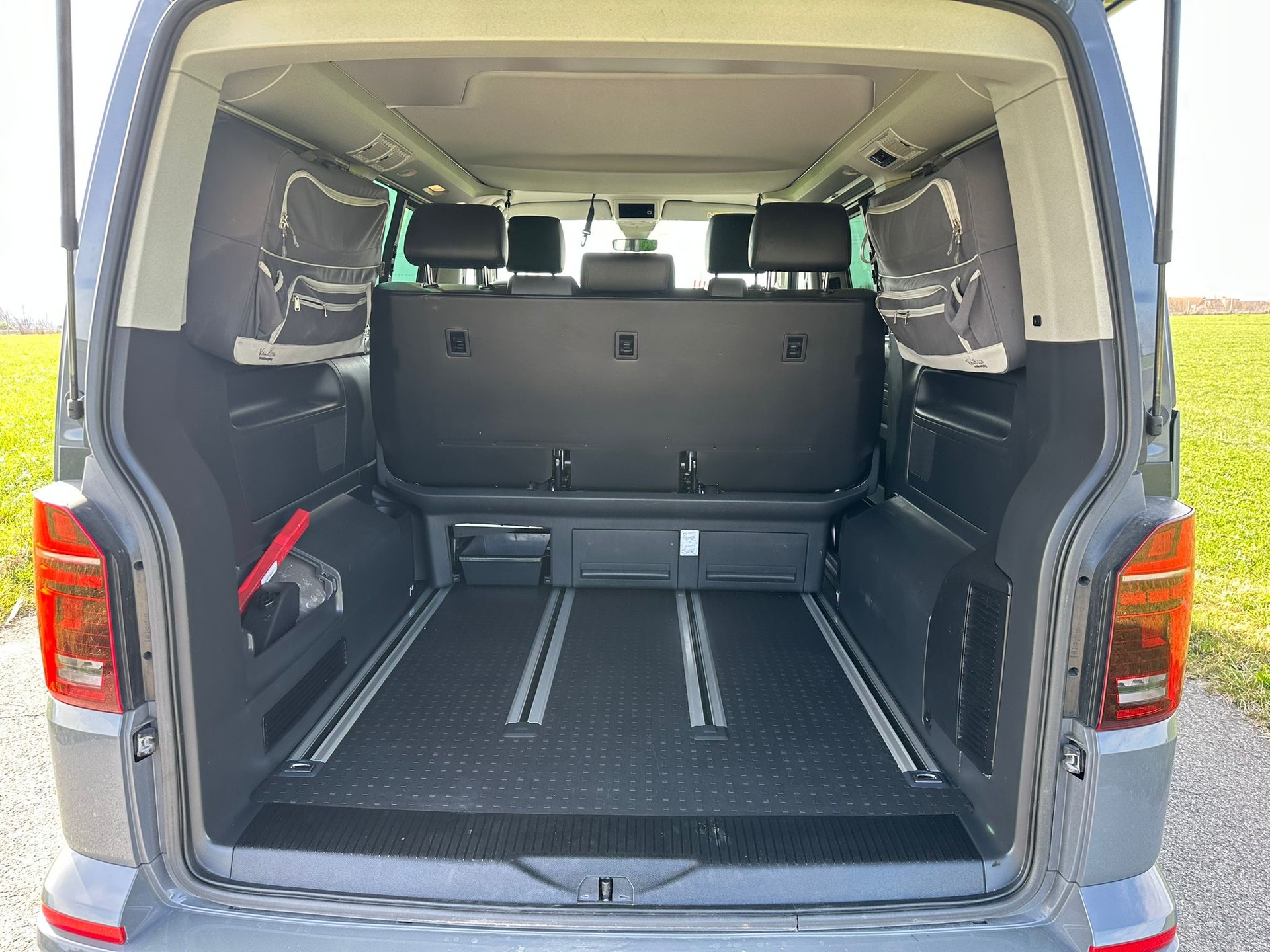 VW T6.1 California 2.0 Bi-TDI Beach Edition Spirit 4Motion DSG-image-17