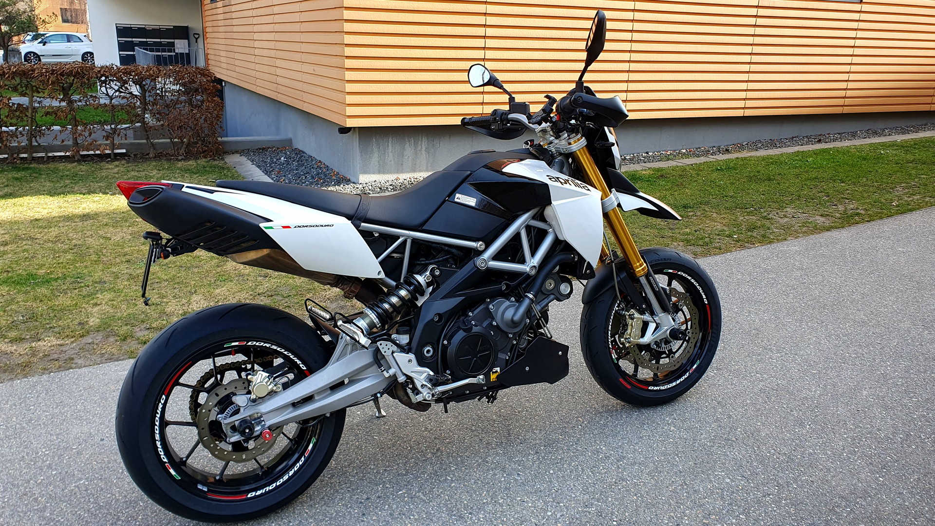 APRILIA SMV 750 ABS-image-11