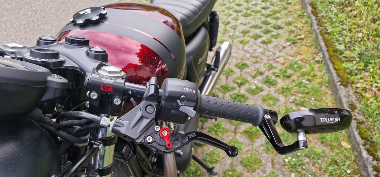 TRIUMPH Street Twin 900 i-image-7