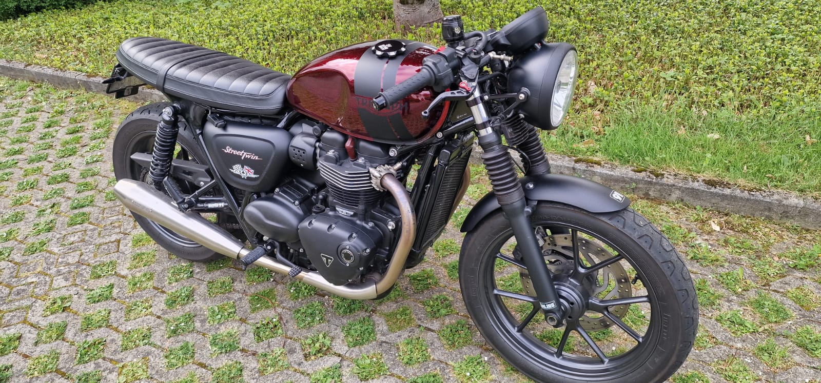 TRIUMPH Street Twin 900 i-image-0