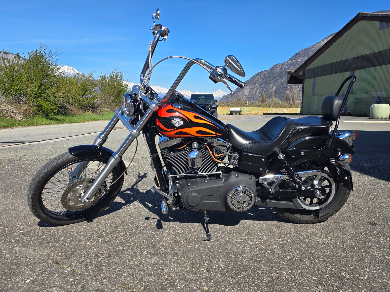 HARLEY-DAVIDSON FXDWGI Dyna Wide Glide