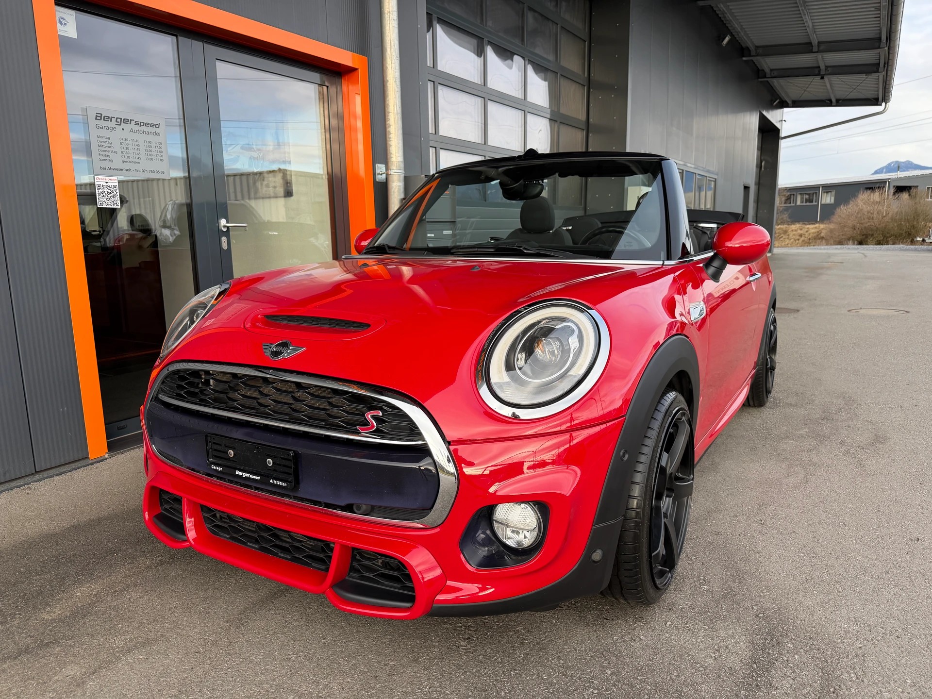 MINI Cooper S Cabriolet Steptronic-showroom-element-3
