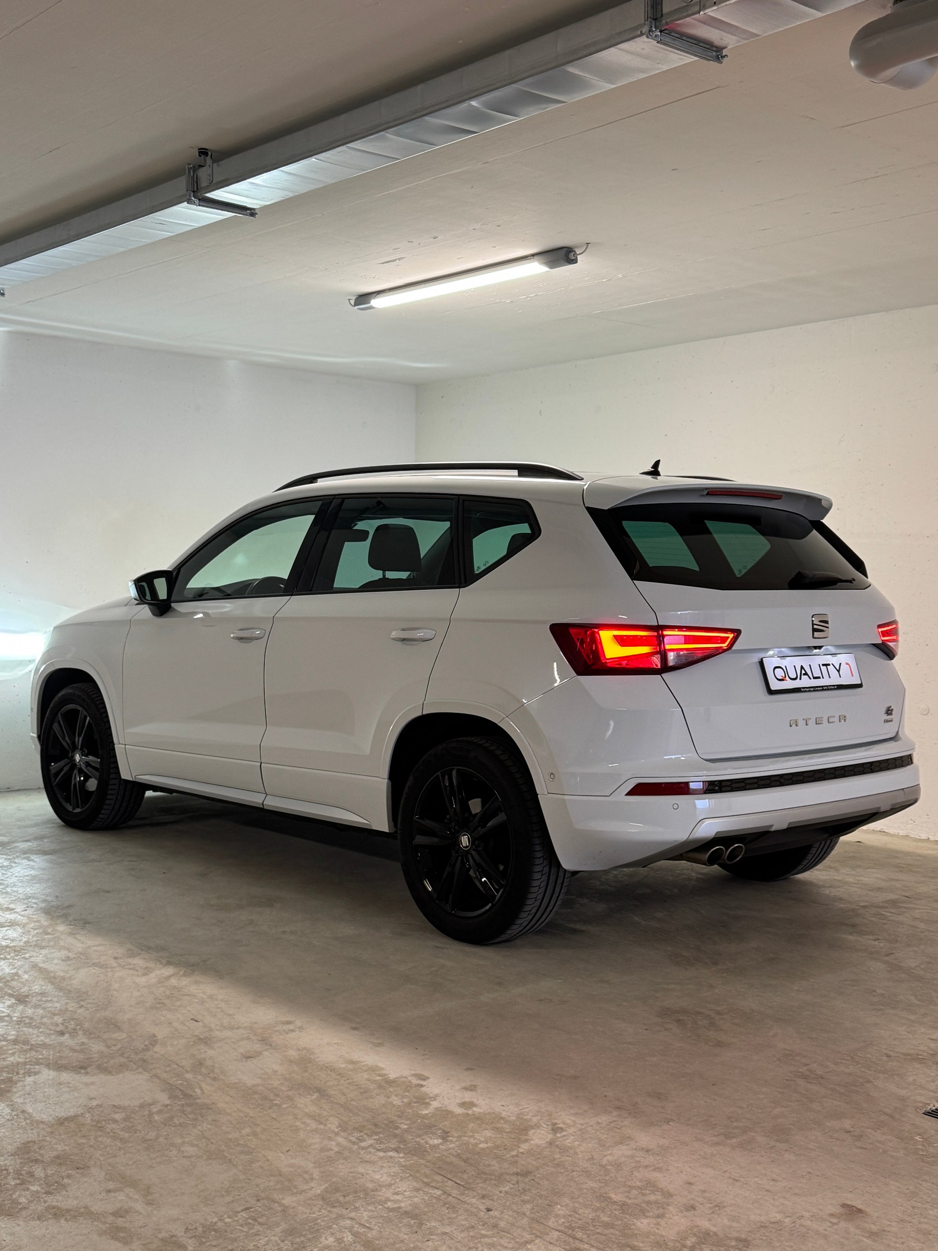 SEAT Ateca 2.0 TDI FR Xcellence 4Drive DSG *Perlweiss*-image-4