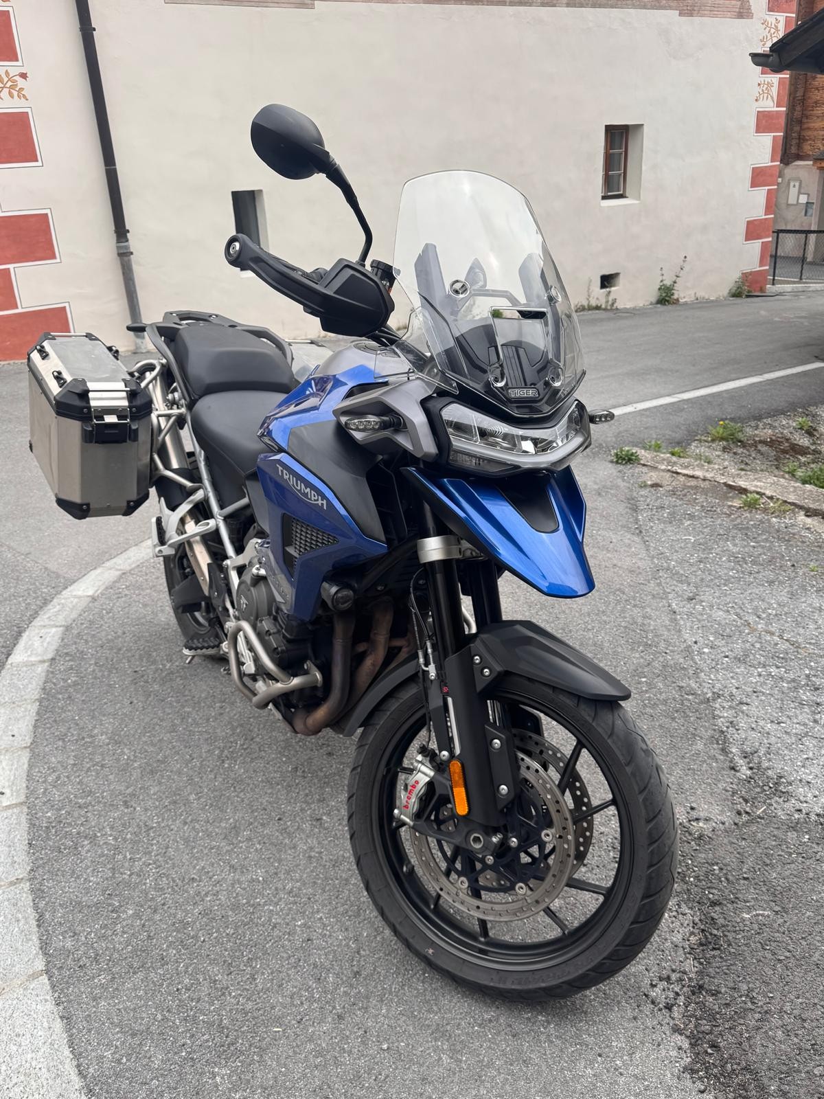 TRIUMPH Tiger 1200 GT Pro-image-1