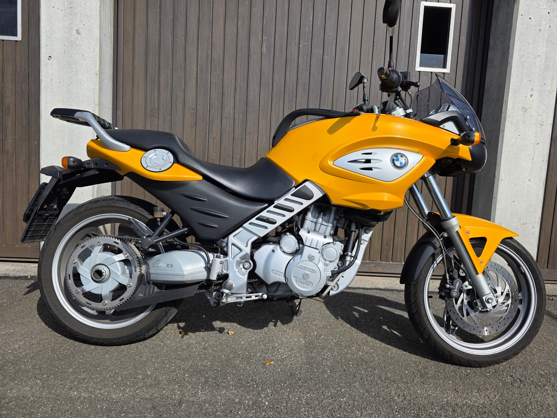 BMW F 650 CS Scarver - tiefergelegt