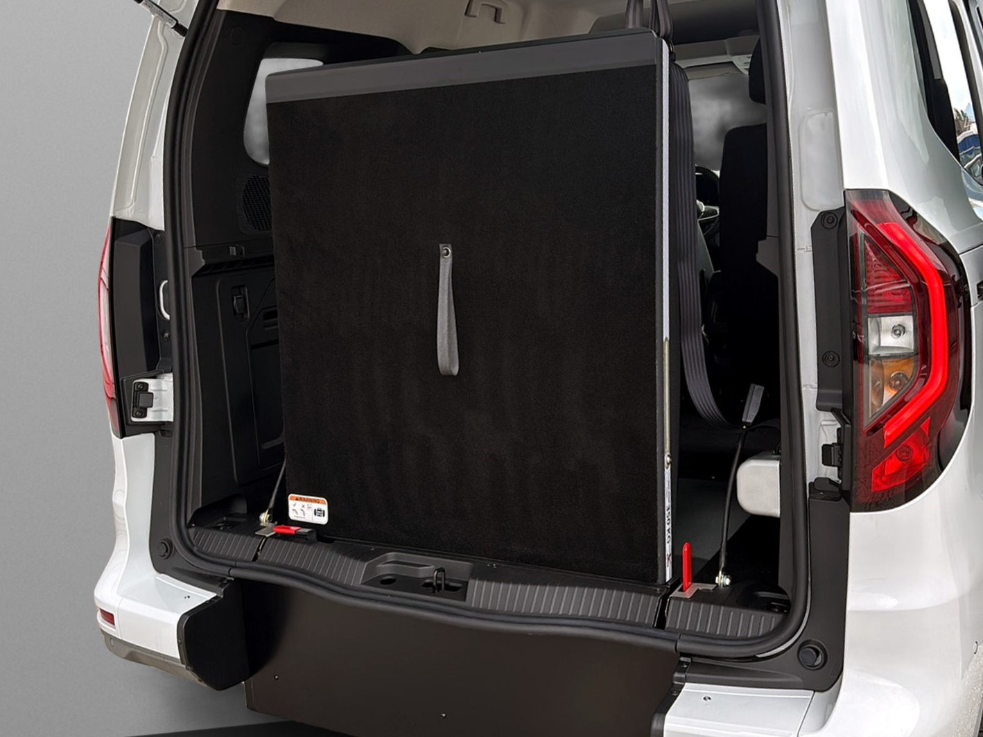 RENAULT Kangoo 1.3 TCe 130 PF Techno EDC Trasfomazione Disabili-image-9