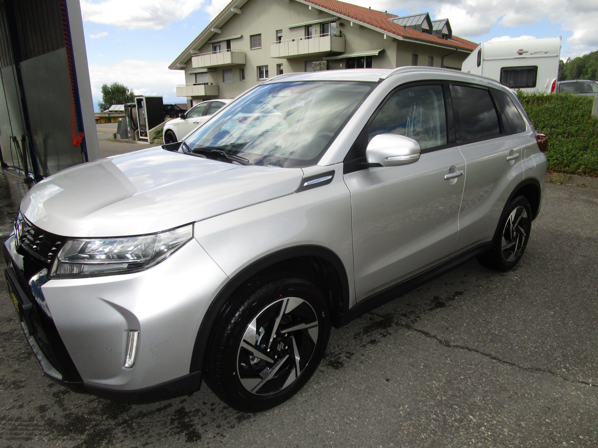 SUZUKI Vitara 1.4 Boosterjet Compact Top 4x4 Hybrid Automatic-image-5
