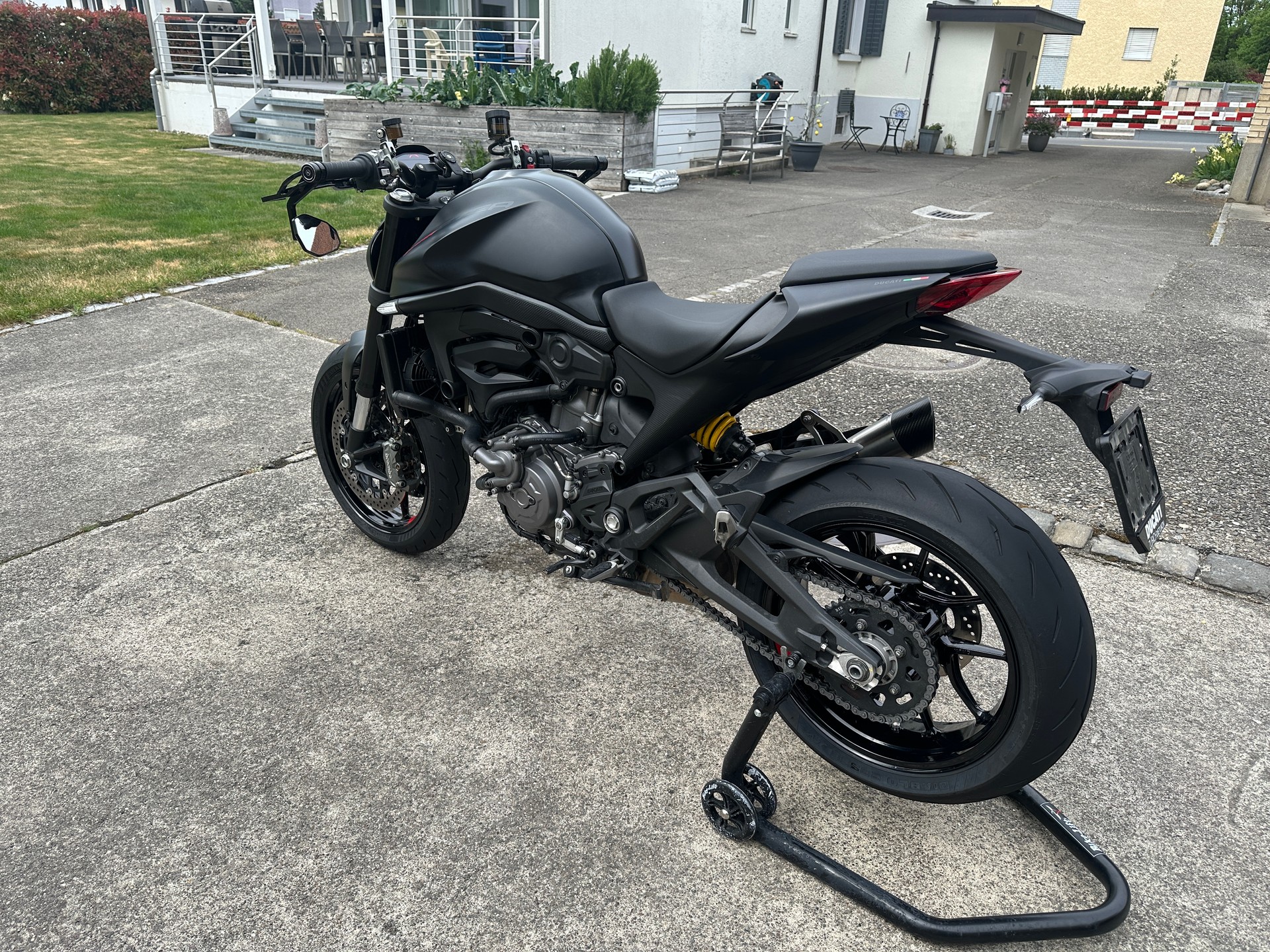 DUCATI Monster + (Drosselbar) Motor 7000Km alt-image-4