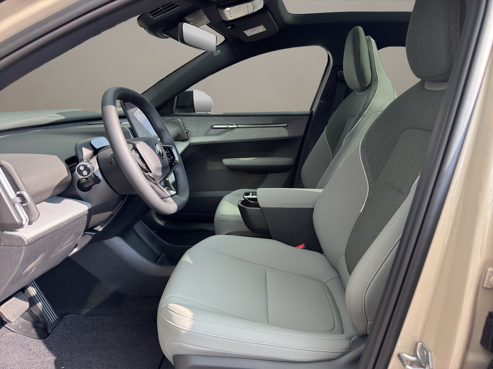 VOLVO EX 30 CC E60 Twin Performance AWD-image-8