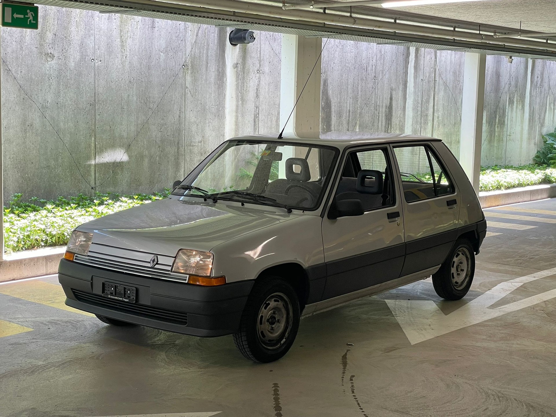 RENAULT Super 5 1400 TL-showroom-element-1