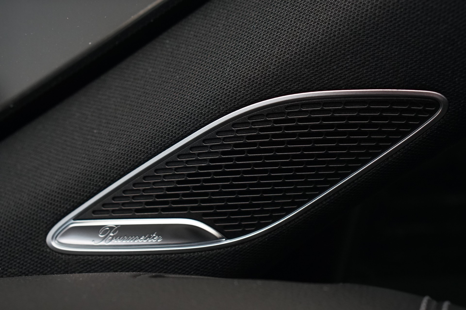 MERCEDES-BENZ A 45 S AMG 4Matic+ Speedshift *CH-Fahrzeug* *Pano* *Performance Sitze*-image-22