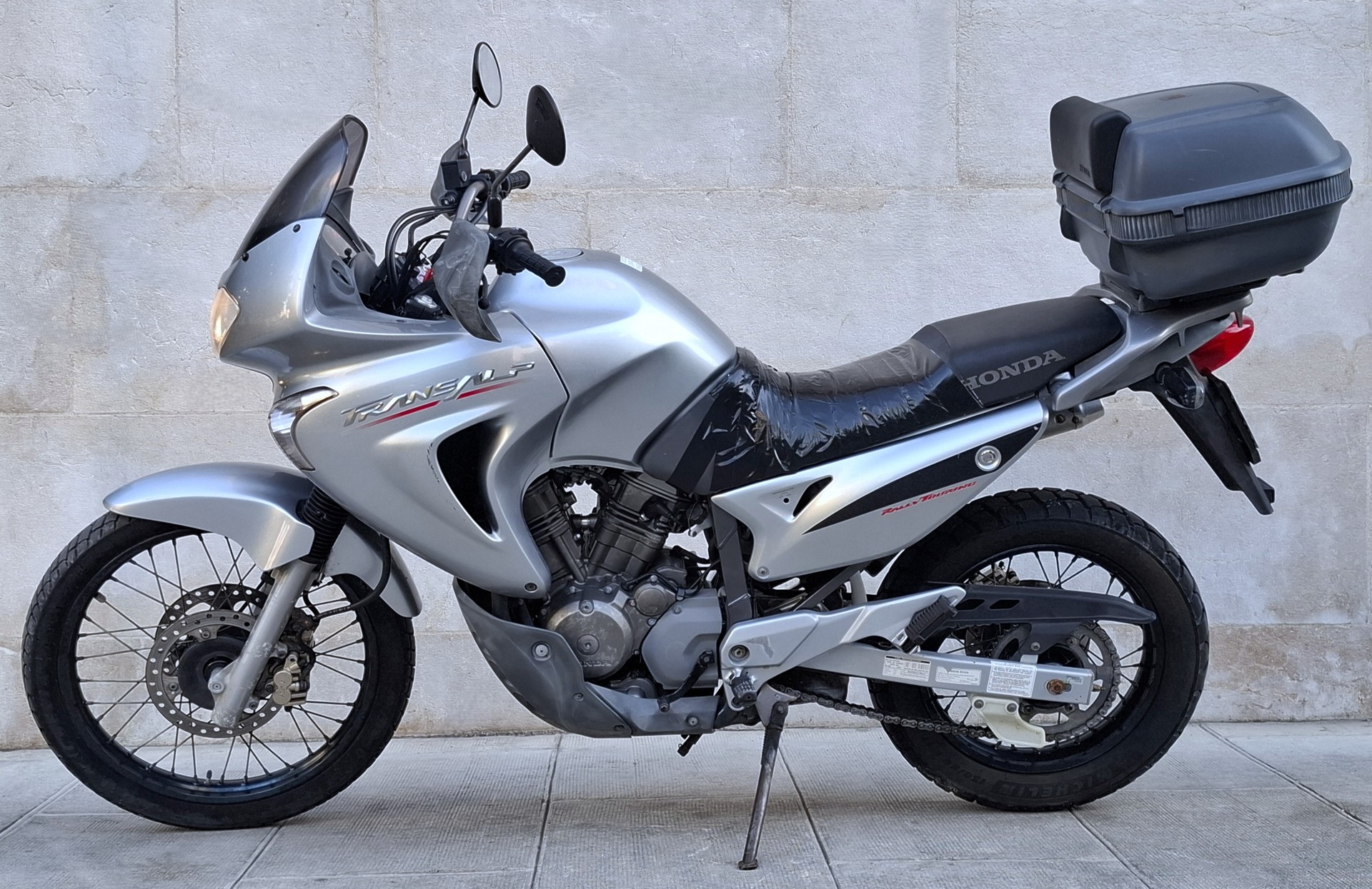 HONDA XL 650 V Transalp-image-2
