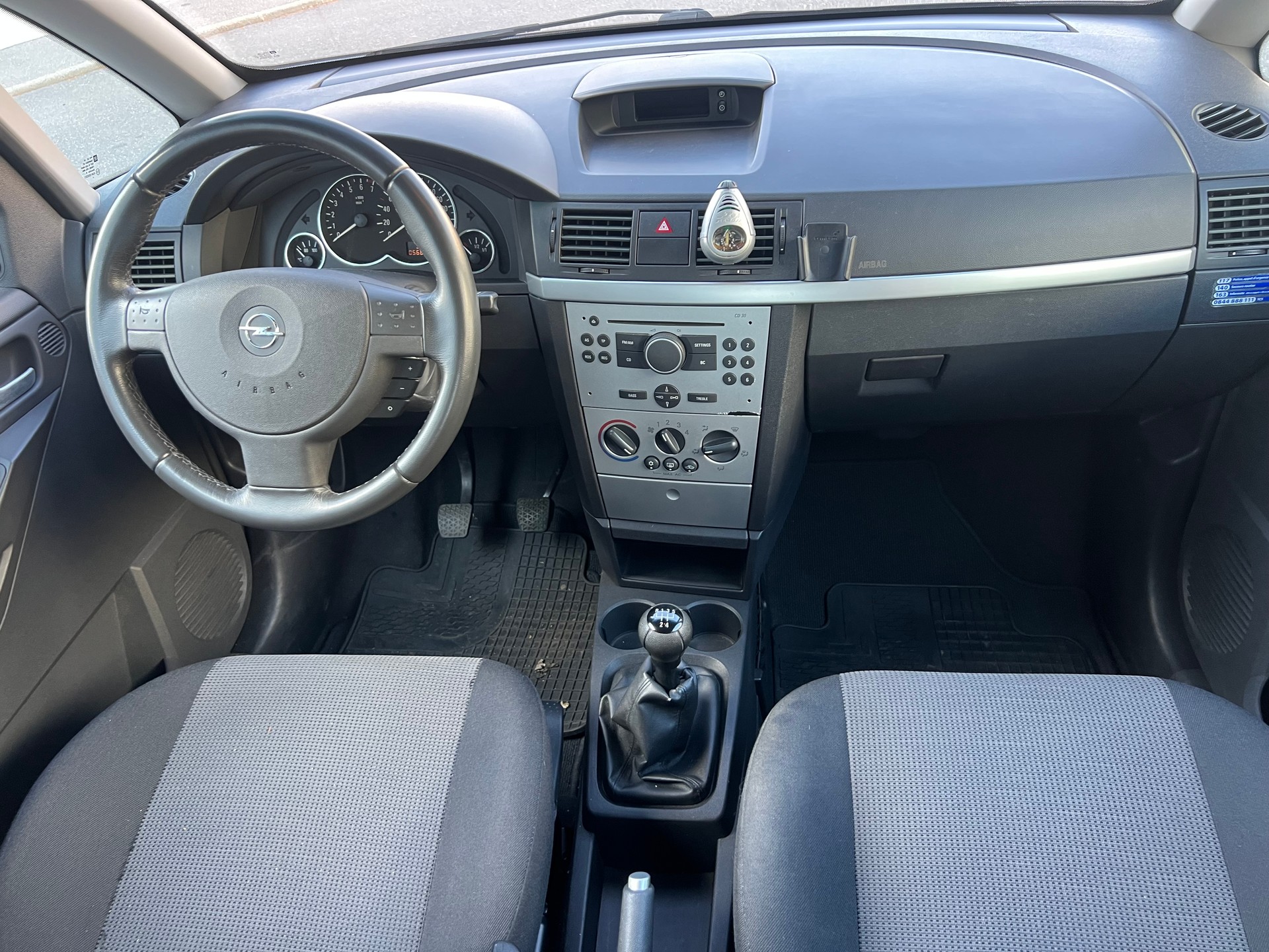 OPEL Meriva 1.6i 16V Enjoy-image-10