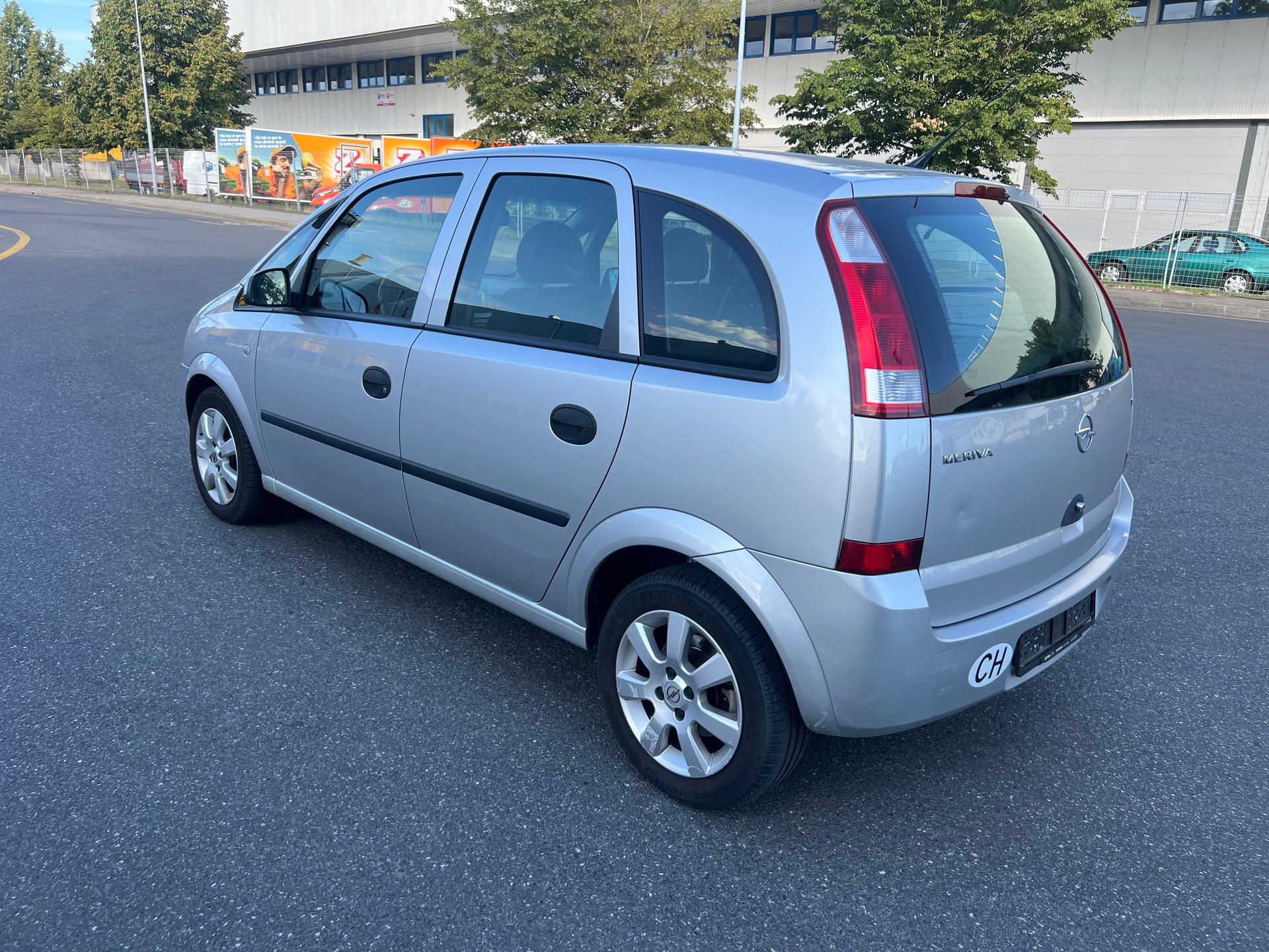 OPEL Meriva 1.6i 16V Enjoy-image-3