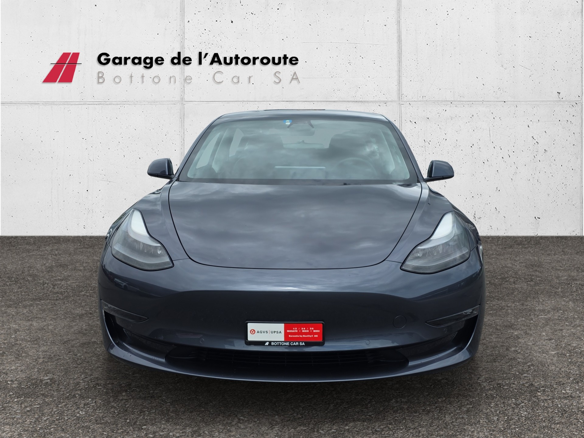 TESLA Model 3 Long Range D-image-7