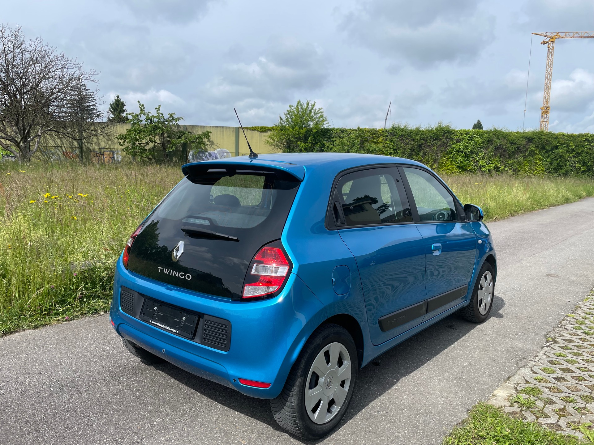 RENAULT Twingo 1.0 Zen-image-4