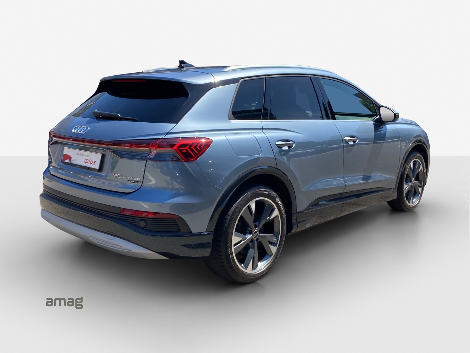 AUDI Q4 e-tron 50 quattro-image-5