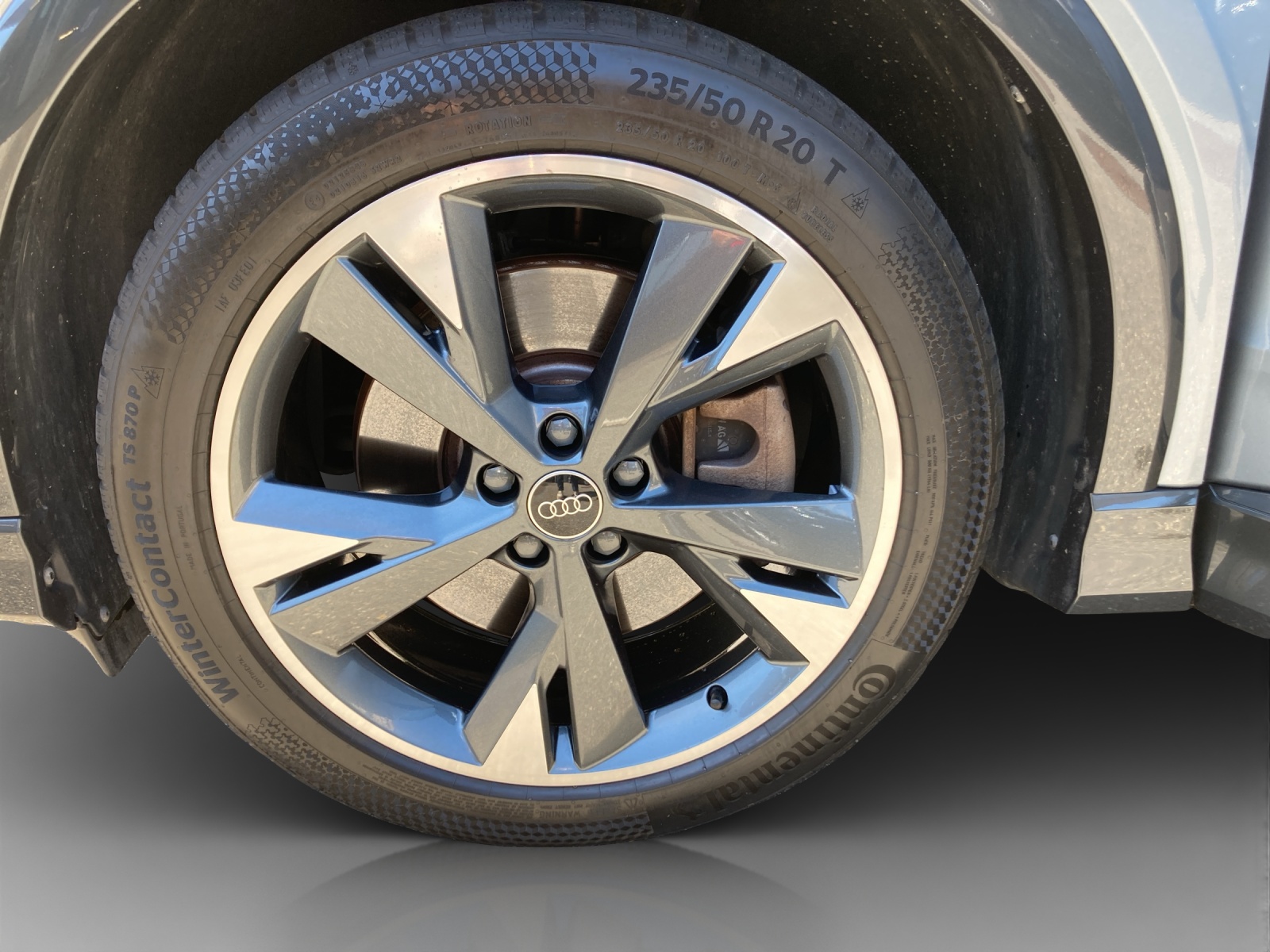 AUDI Q4 e-tron 50 quattro-image-16