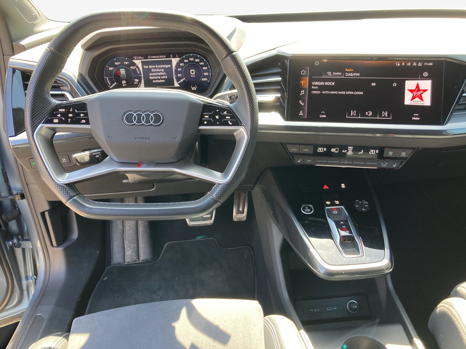 AUDI Q4 e-tron 50 quattro-image-9