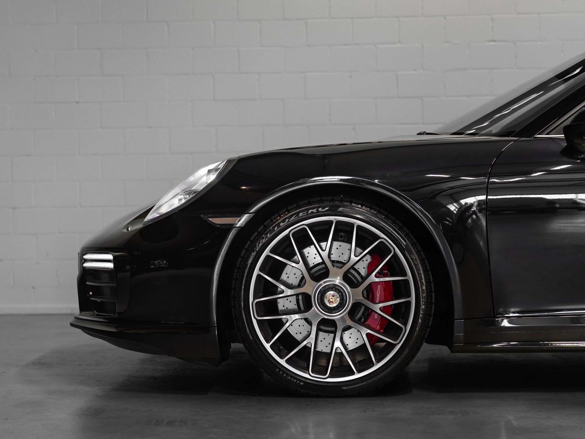 PORSCHE 911 Turbo PDK-showroom-element-3