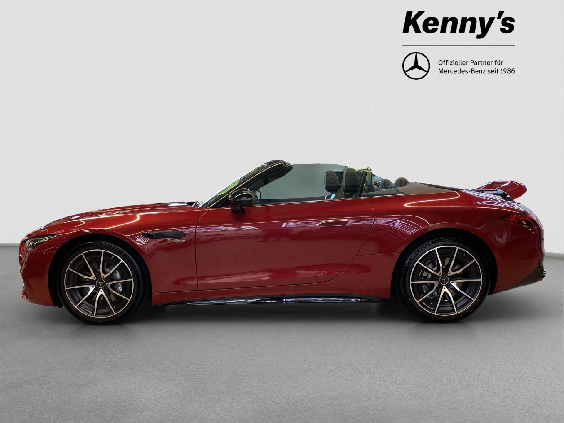 MERCEDES-BENZ SL 43 AMG-showroom-element-3